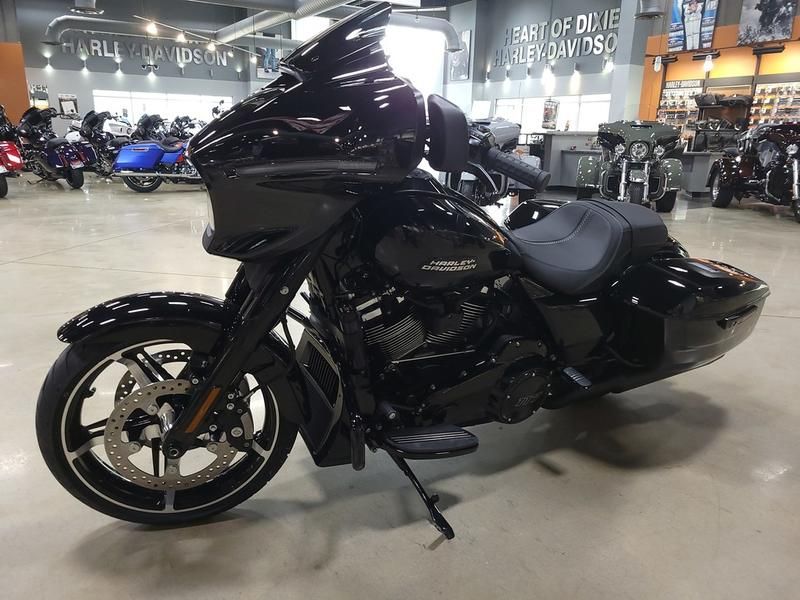 2026 Harley-Davidson Street Glide® in Pelham, Alabama - Photo 11