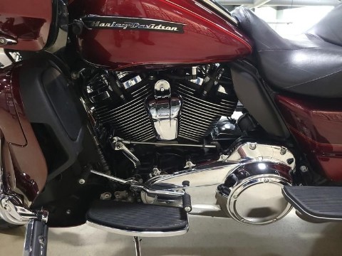 2017 Harley-Davidson Road Glide® Ultra in Pelham, Alabama - Photo 12