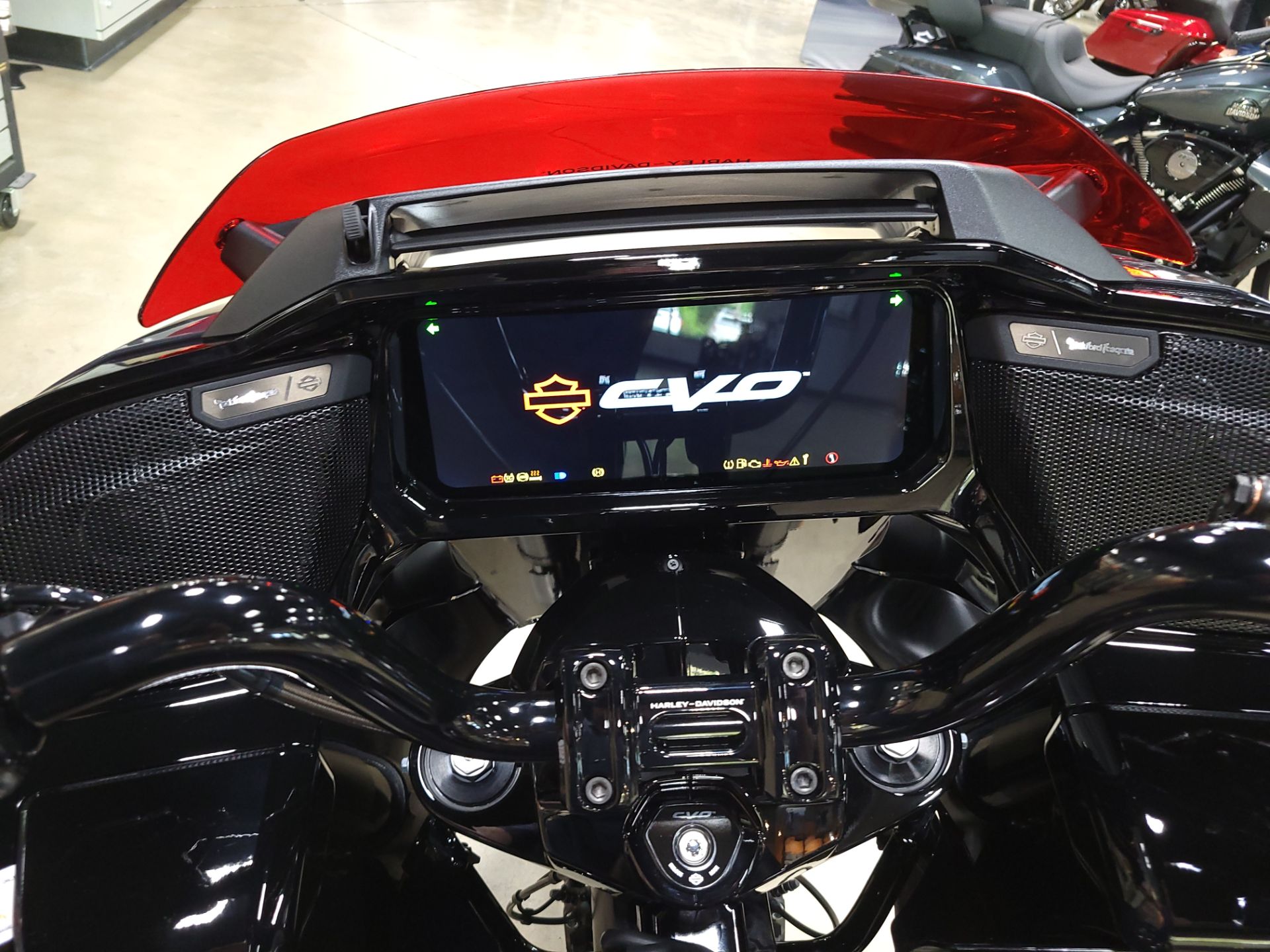 2026 Harley-Davidson CVO™ Road Glide® ST in Pelham, Alabama - Photo 16