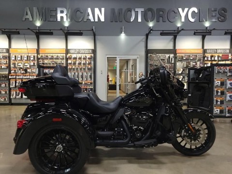 854820 2025 harley davidson flhtcutg tri glide ultra trike vivid black - Photo 2