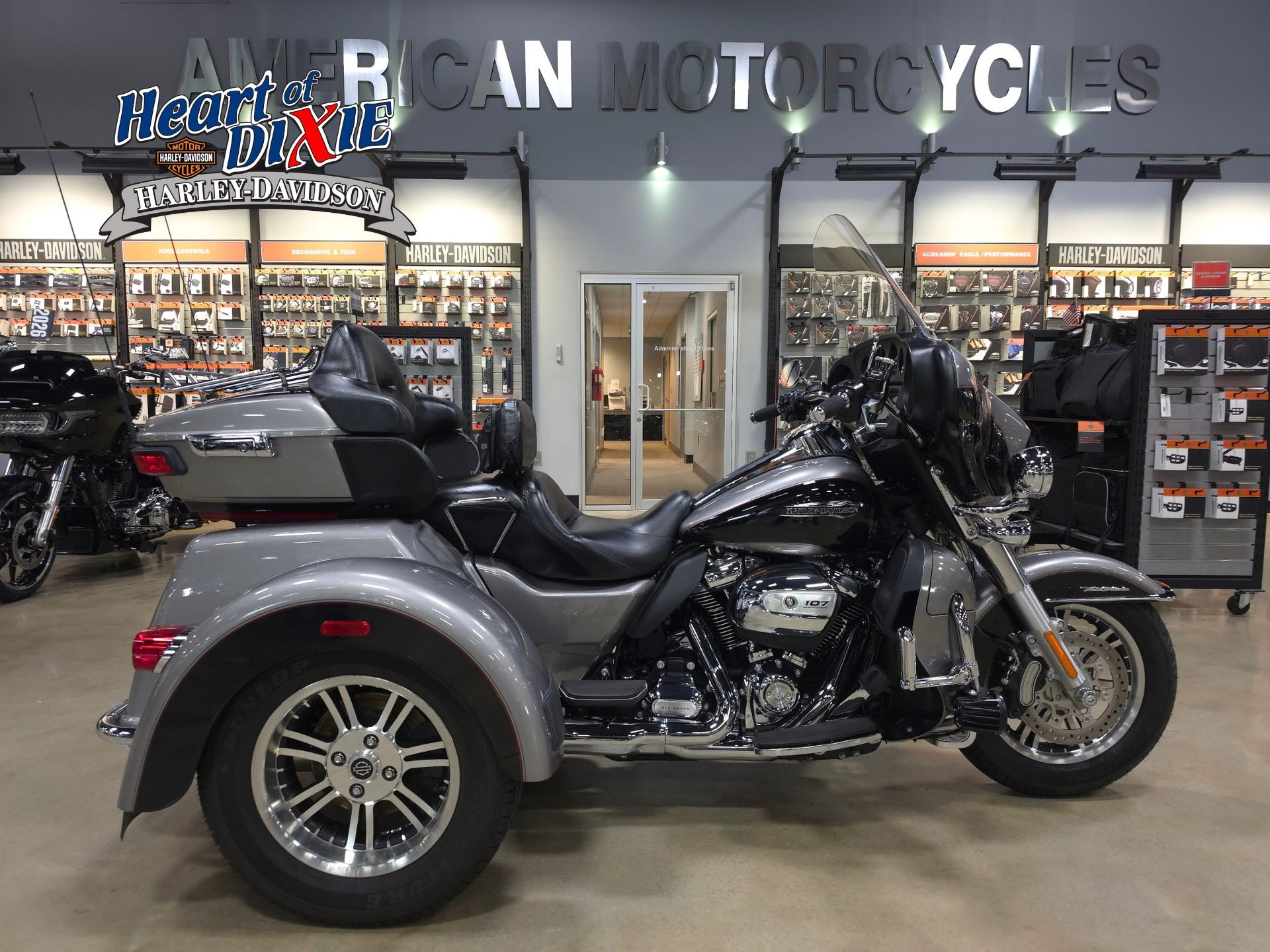 2017 Harley-Davidson Tri Glide Ultra Classic for sale 1241181