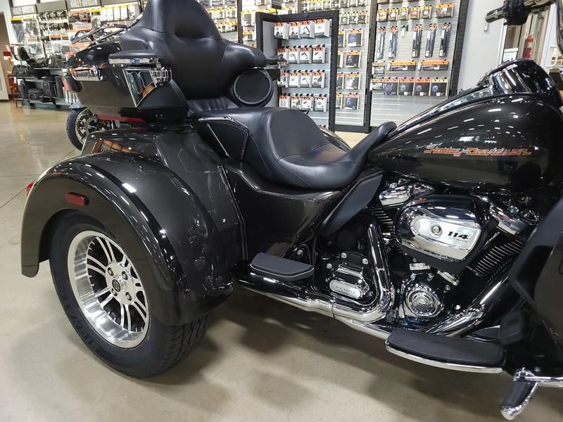 2019 Harley-Davidson Tri Glide® Ultra in Pelham, Alabama - Photo 4