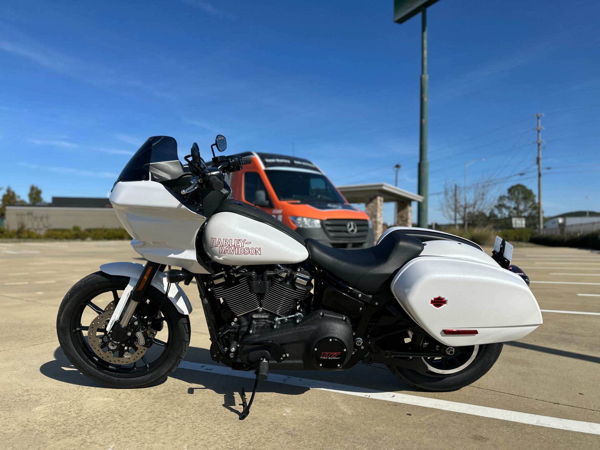 013845 2026 harley davidson fxlrst low rider st cruiser white onyx pearl - Photo 4