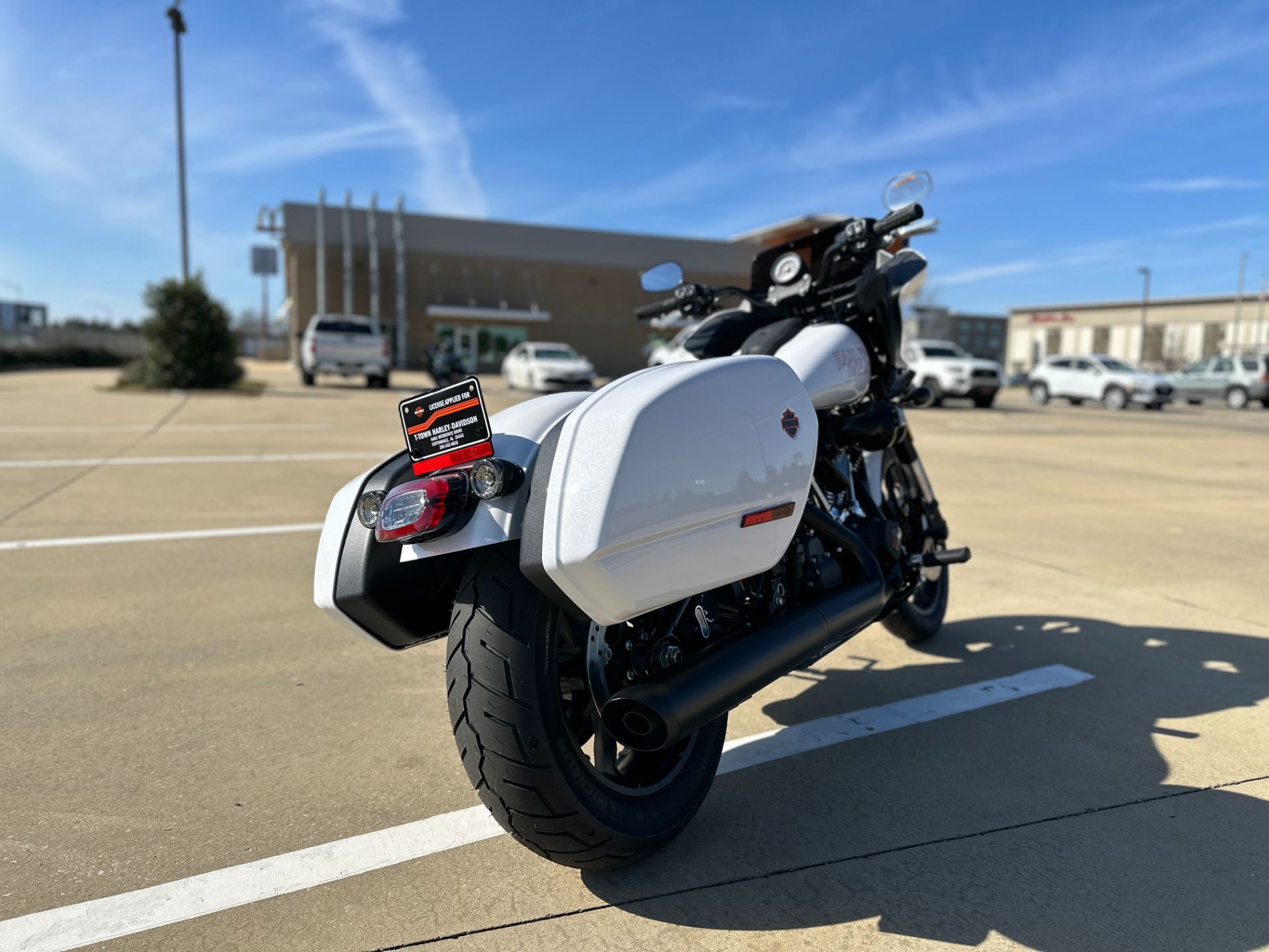 013845 2026 harley davidson fxlrst low rider st cruiser white onyx pearl - Photo 6