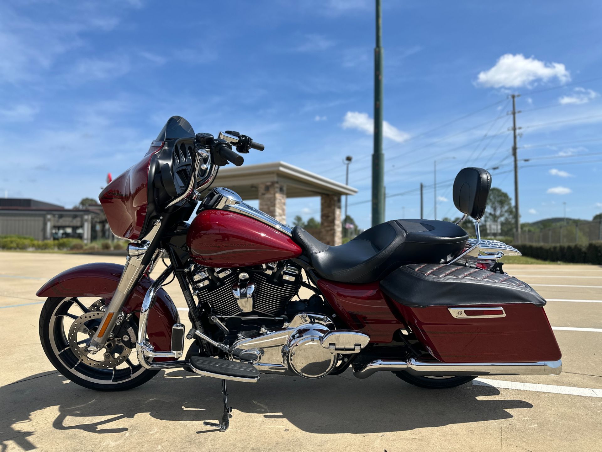 2020 Harley-Davidson Street Glide® in Cottondale, Alabama - Photo 4