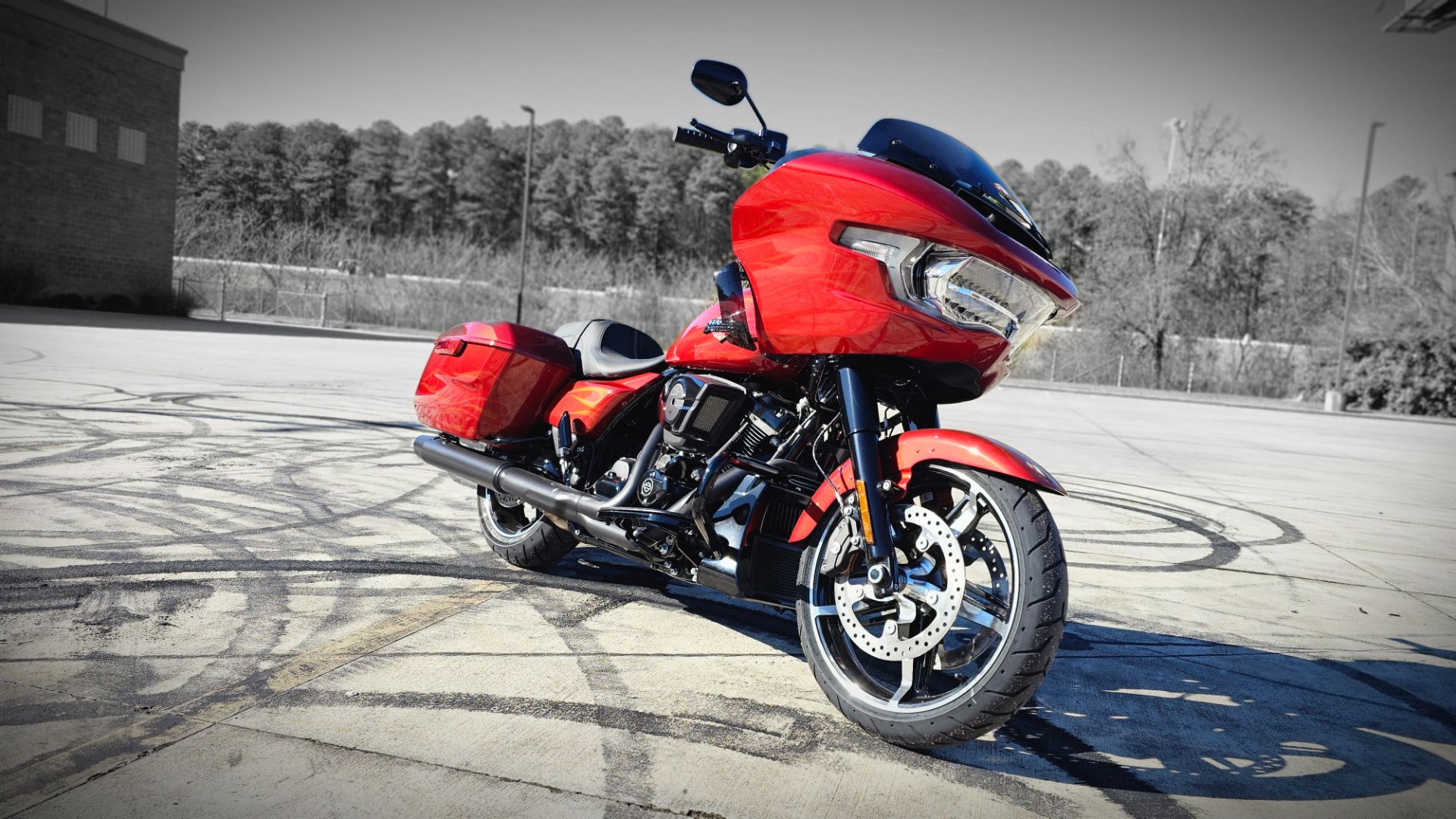 629908 2025 harley davidson  FLTRX road glide touring whiskey firestorm - Photo 2