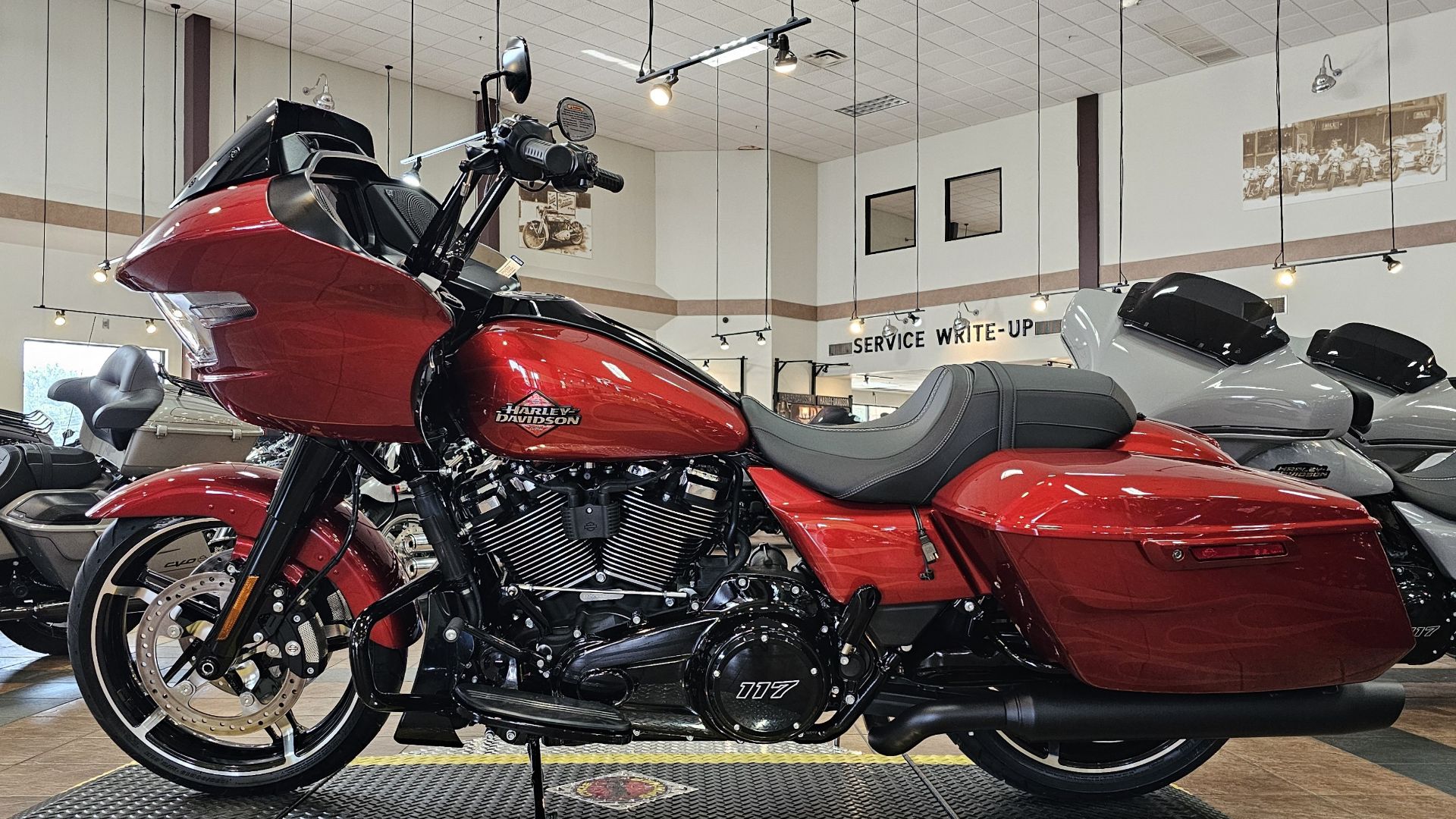 2025 Harley-Davidson Road Glide® in Cottondale, Alabama - Photo 5