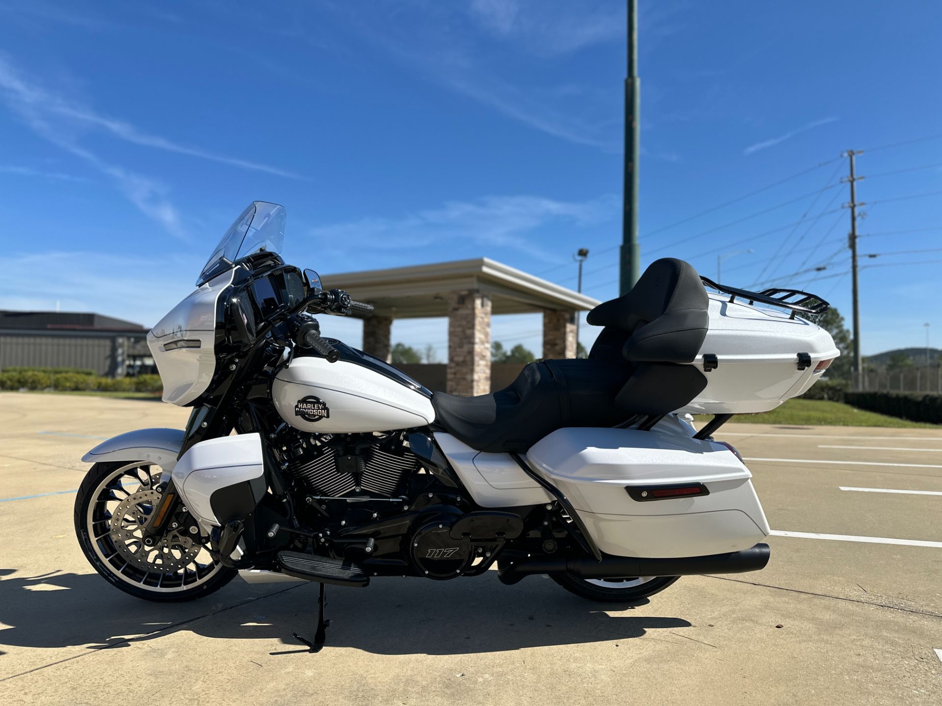 615707 2026 harley davidson flhxl street glide limited touring white onyx pearl - Photo 4