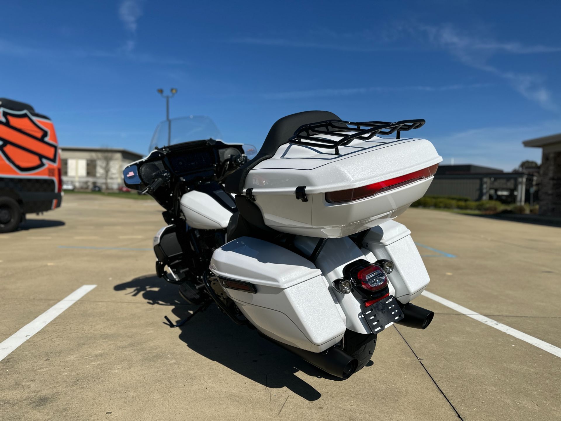 615707 2026 harley davidson flhxl street glide limited touring white onyx pearl - Photo 5