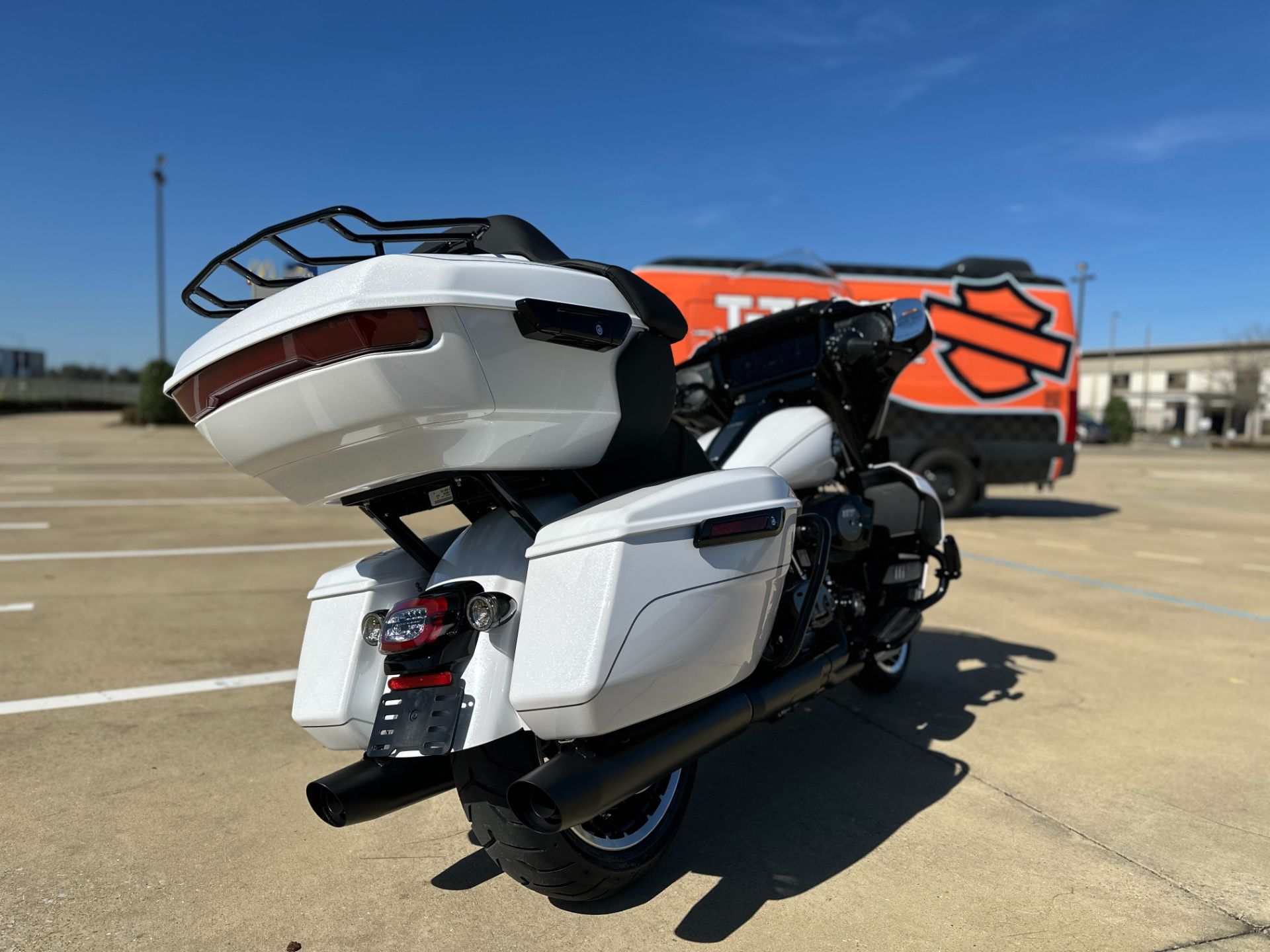 615707 2026 harley davidson flhxl street glide limited touring white onyx pearl - Photo 6