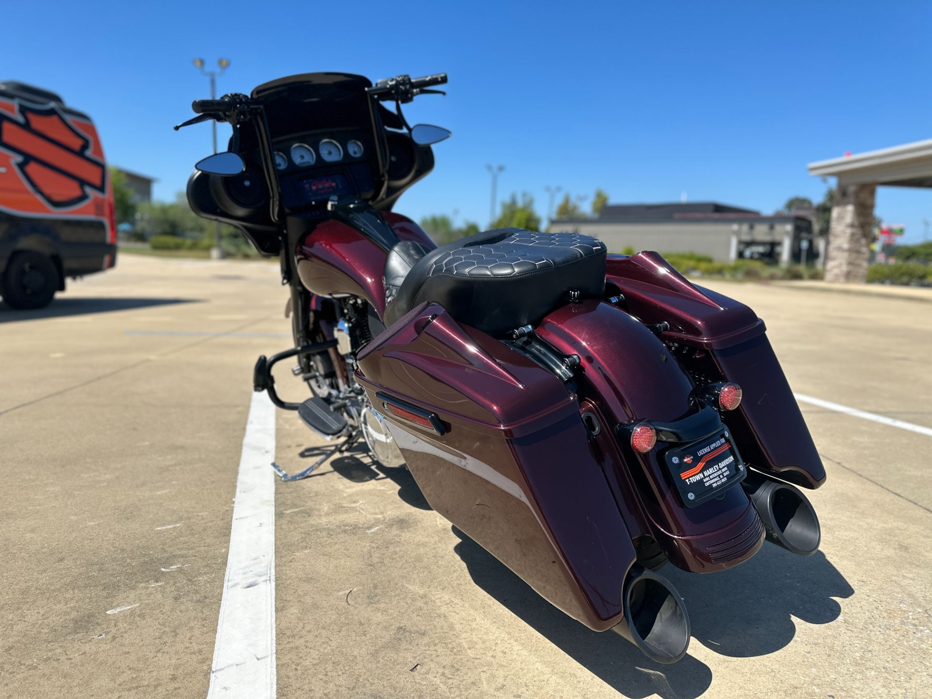 2016 Harley-Davidson Street Glide® in Cottondale, Alabama - Photo 5