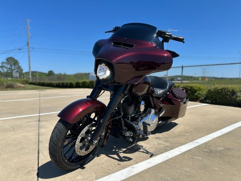 2016 Harley-Davidson Street Glide® in Cottondale, Alabama - Photo 3