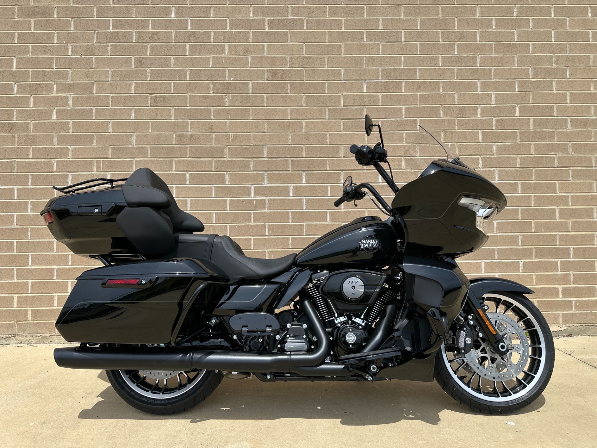 2026 Harley-Davidson Road Glide® Limited in Cottondale, Alabama - Photo 1