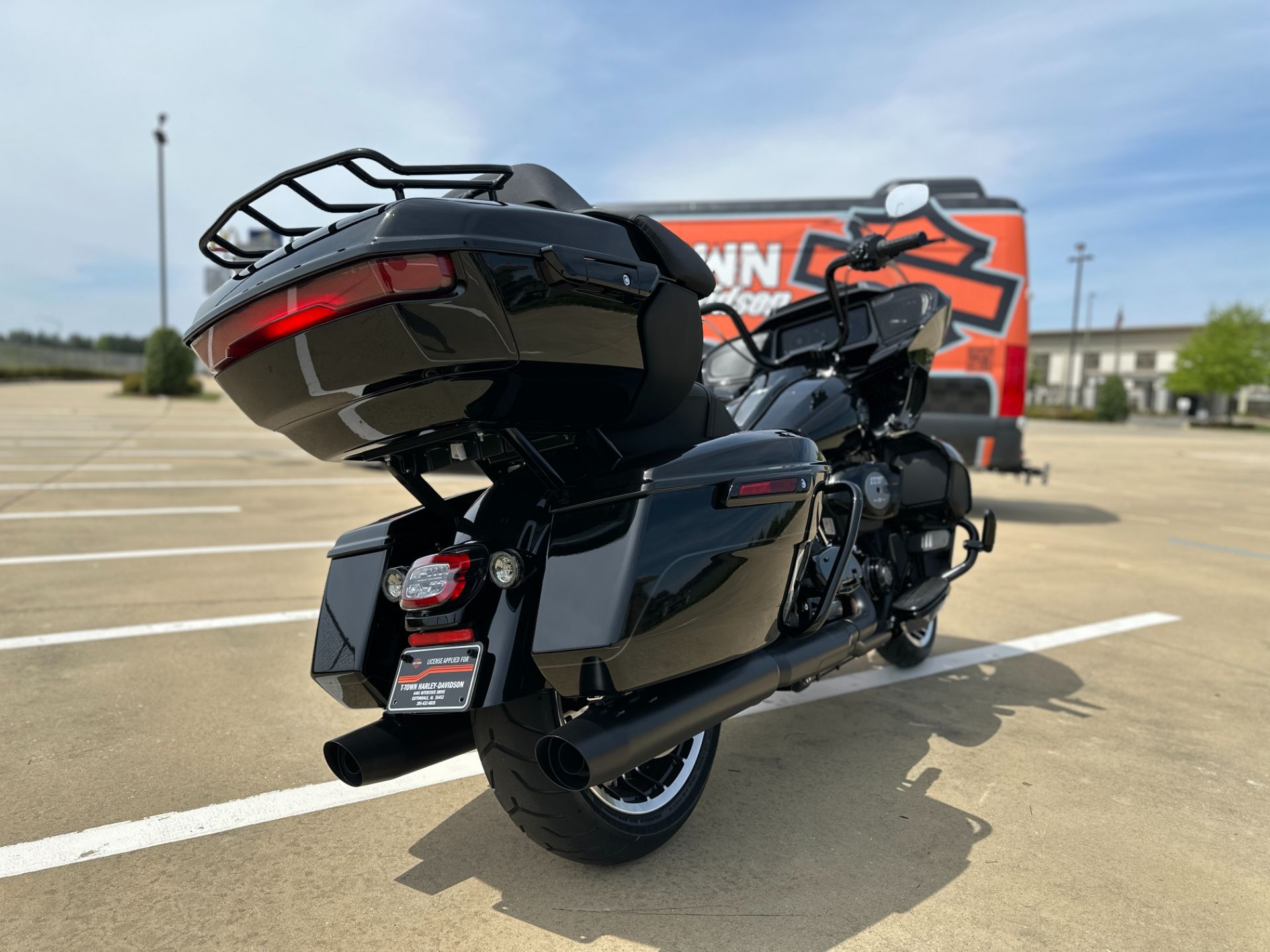 2026 Harley-Davidson Road Glide® Limited in Cottondale, Alabama - Photo 6