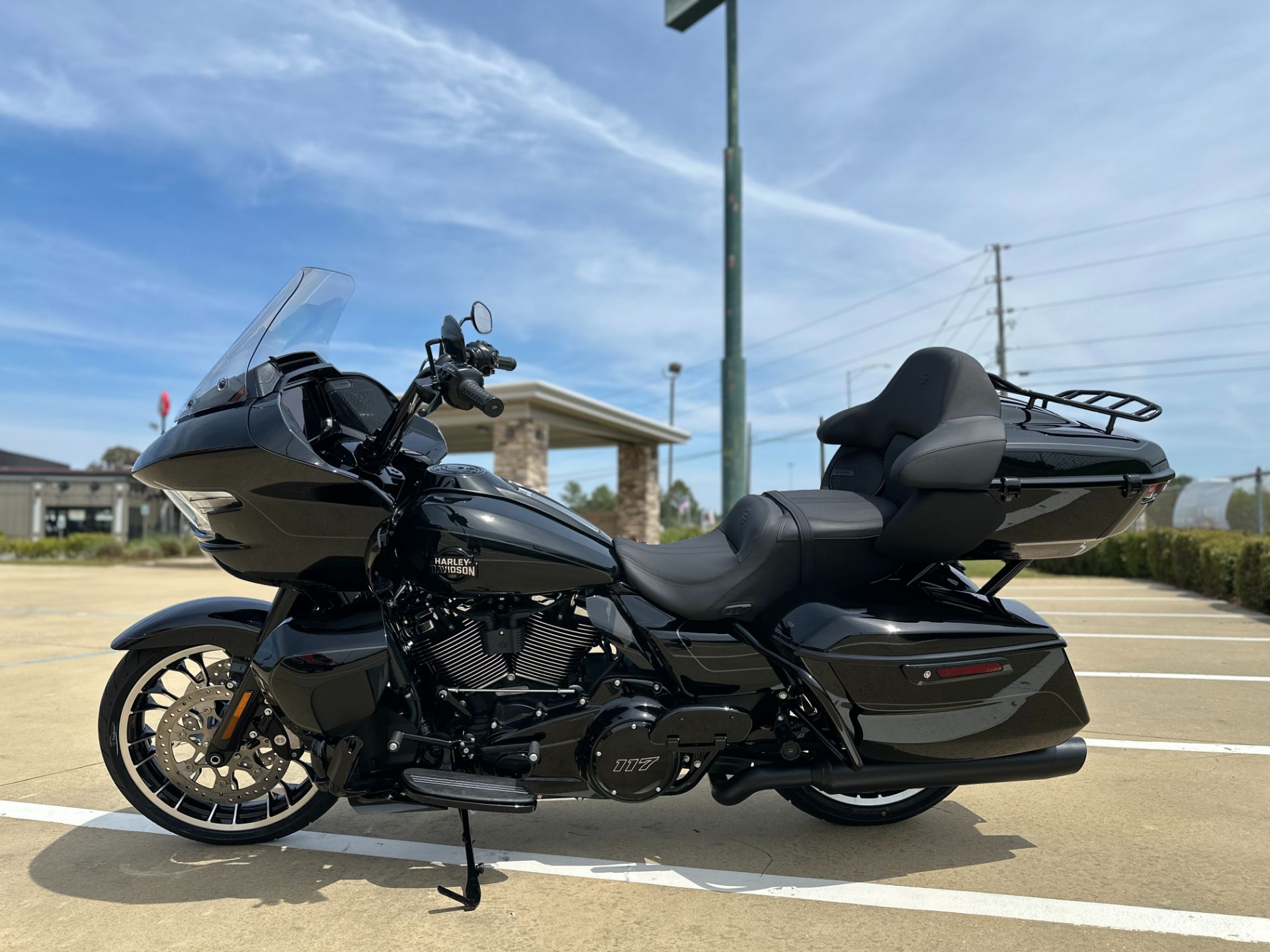 2026 Harley-Davidson Road Glide® Limited in Cottondale, Alabama - Photo 4
