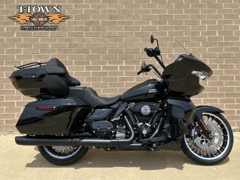 617980 2026 harley davidson  FLTRXL road glide limited touring vivid black