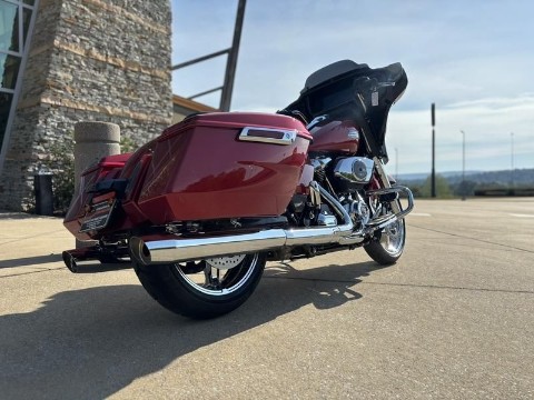 2025 Harley-Davidson Street Glide® in Cottondale, Alabama - Photo 9