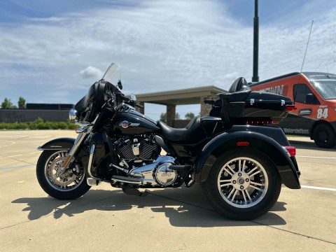 2022 Harley-Davidson Tri Glide® Ultra in Cottondale, Alabama - Photo 4