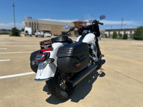 037287 2025 harley davidson flhc heritage classic cruiser white onyx pearl - Photo 6