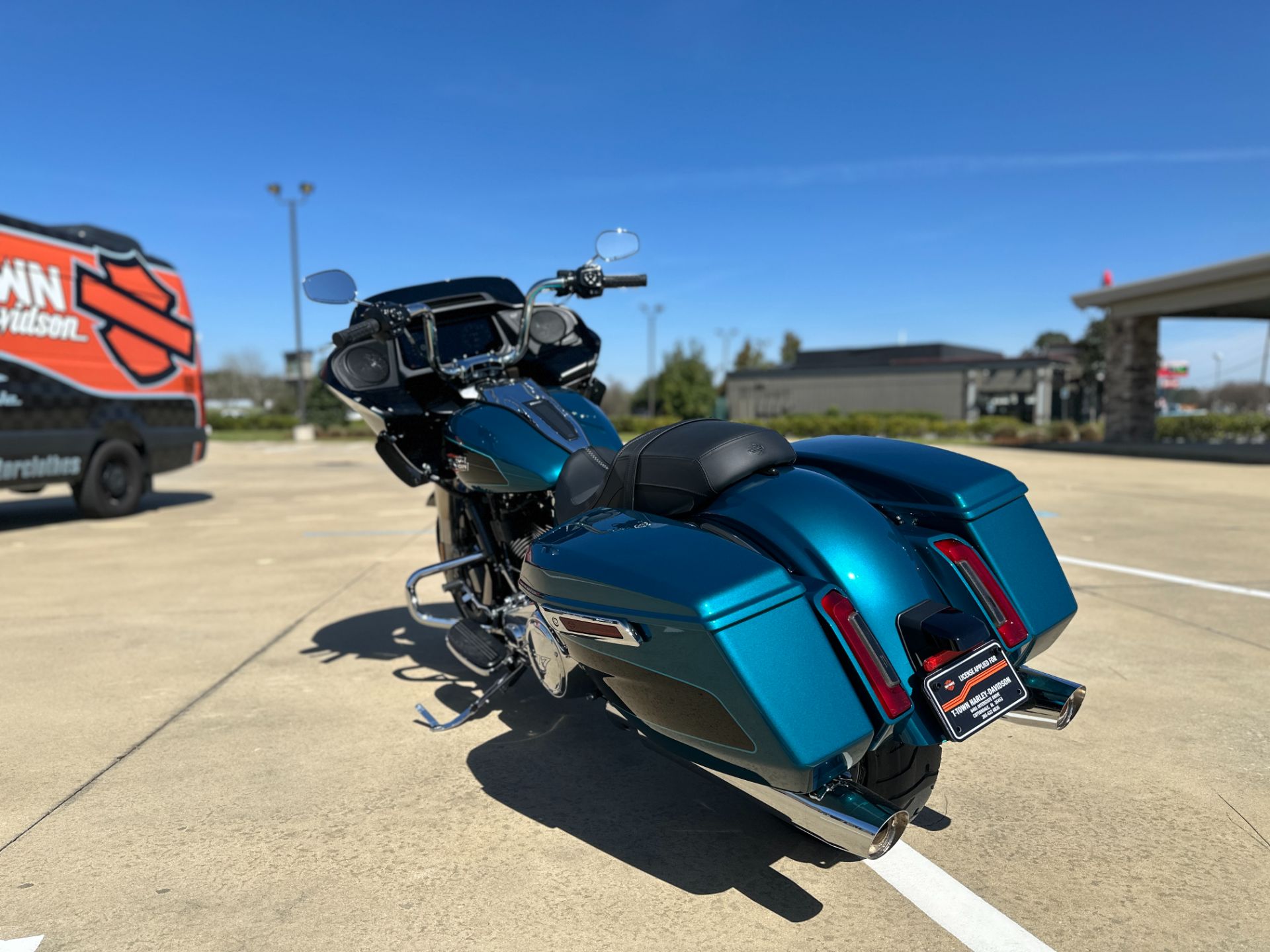 609053 2026 harley davidson fltrx road glide touring teal thunder vivid black - Photo 5