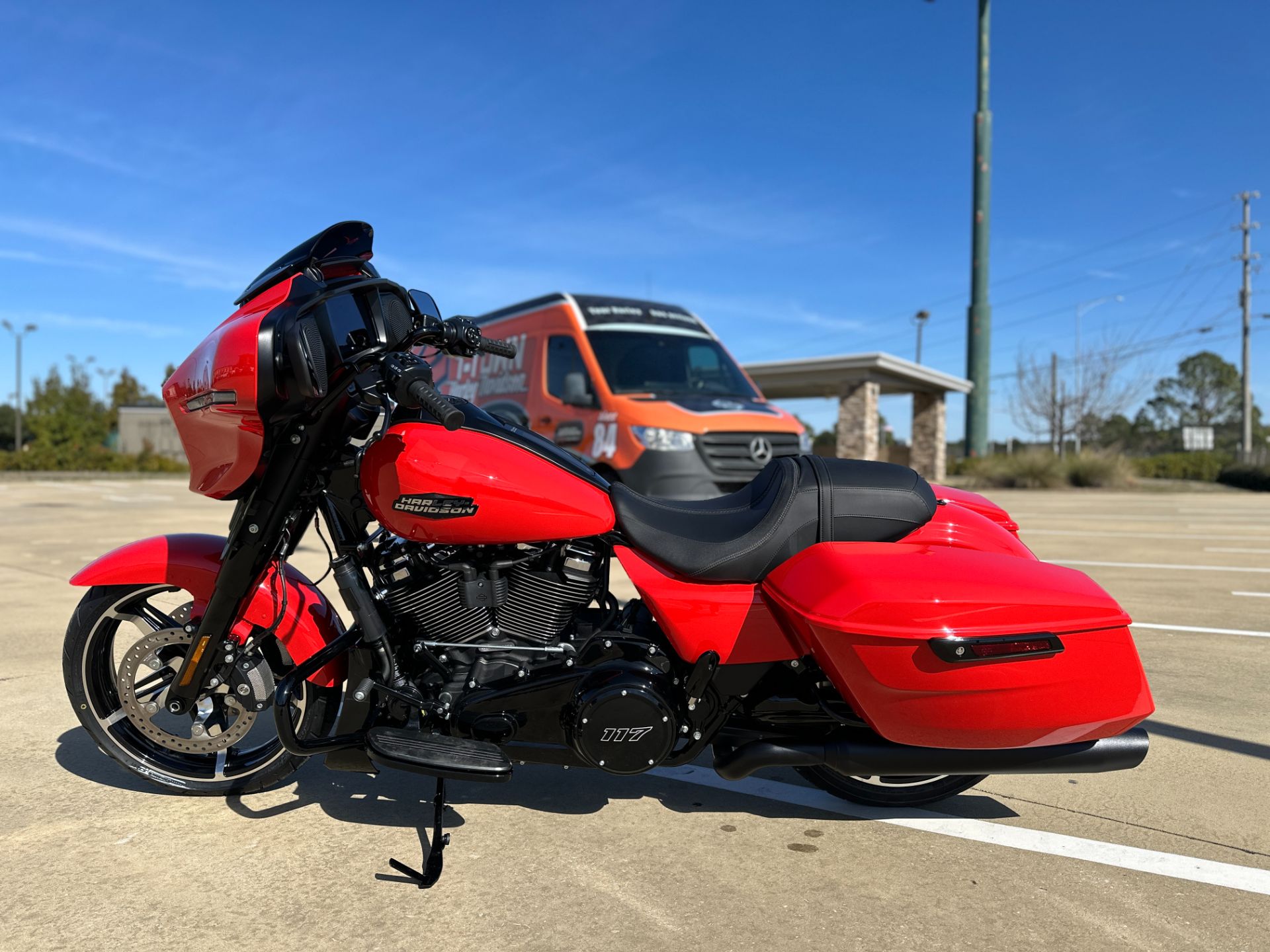 608423 2026 harley davidson flhx street glide touring blood orange - Photo 4