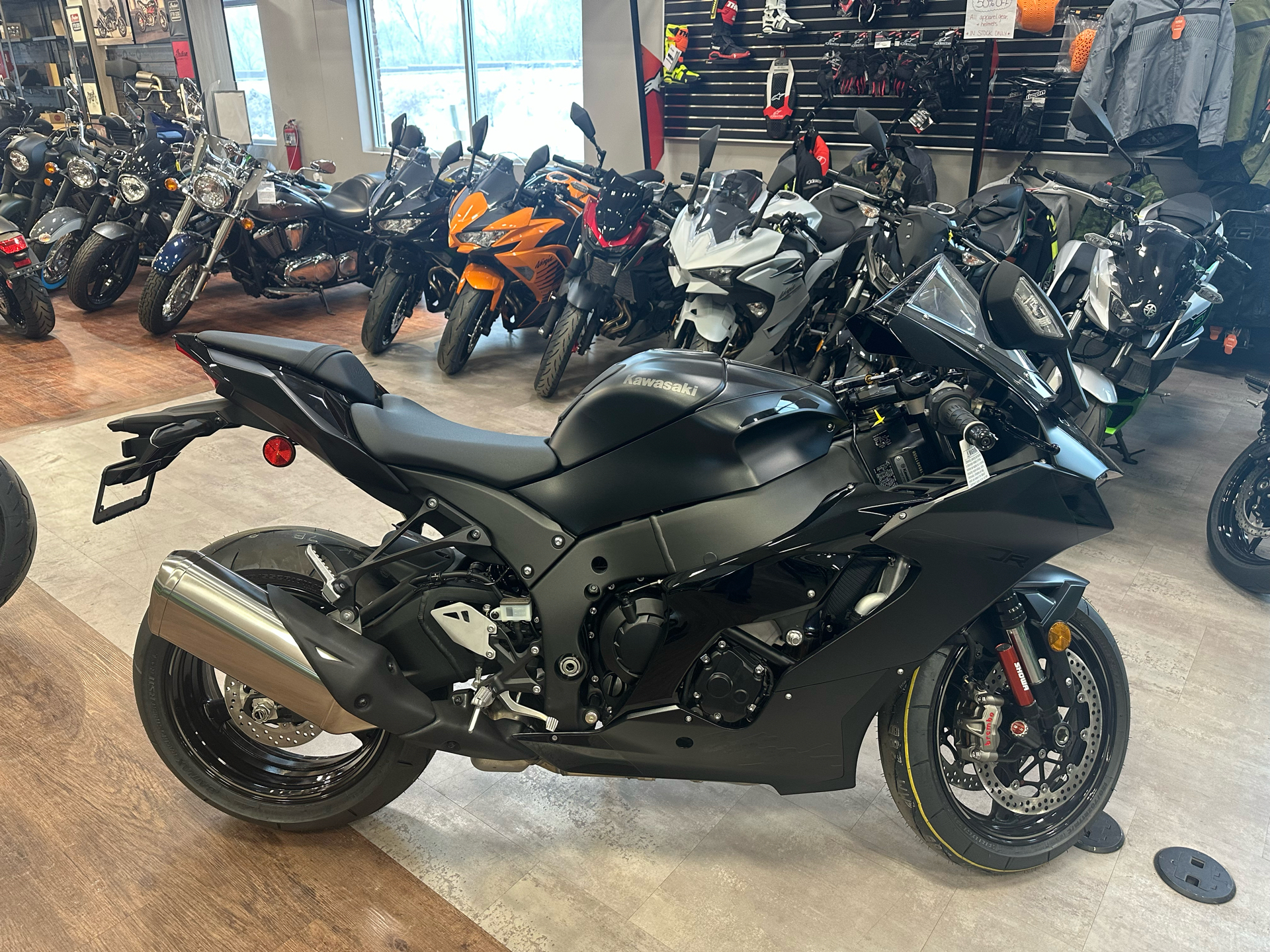 2025 Kawasaki Ninja ZX-10R ABS in O'Fallon, Illinois - Photo 1