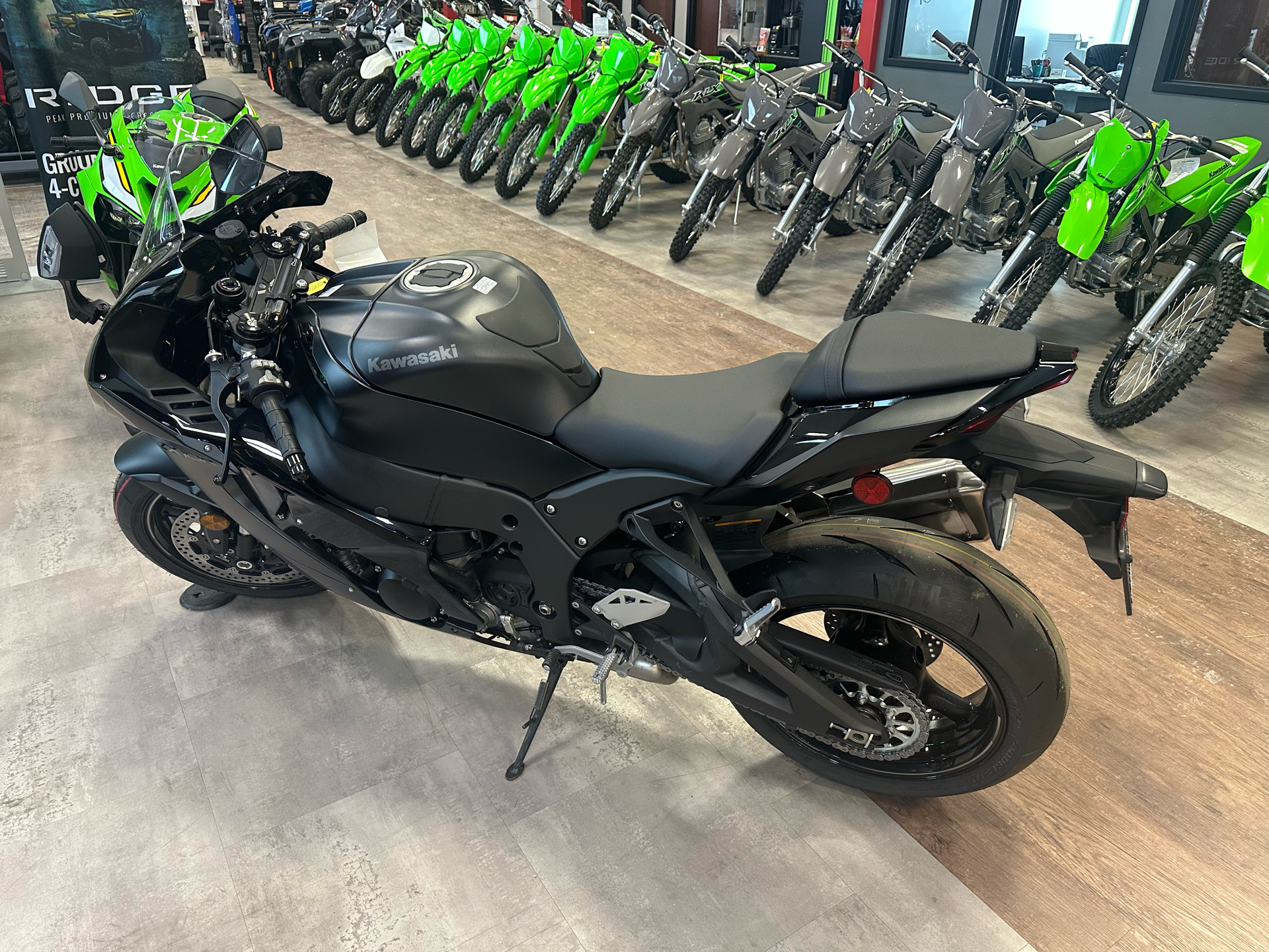 2025 Kawasaki Ninja ZX-10R ABS in O'Fallon, Illinois - Photo 5