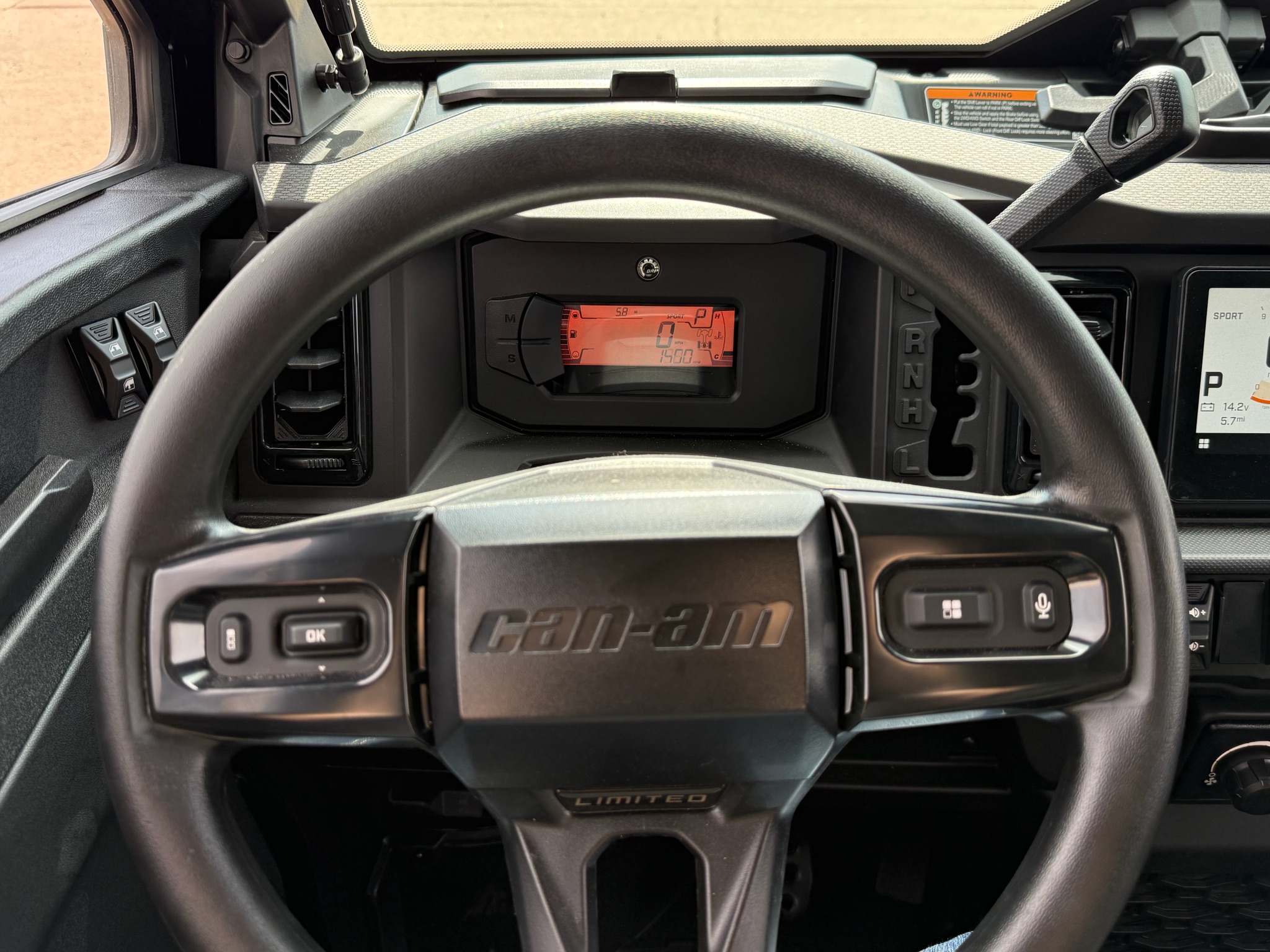 2026 Can-Am™ Defender MAX Limited HD11 12