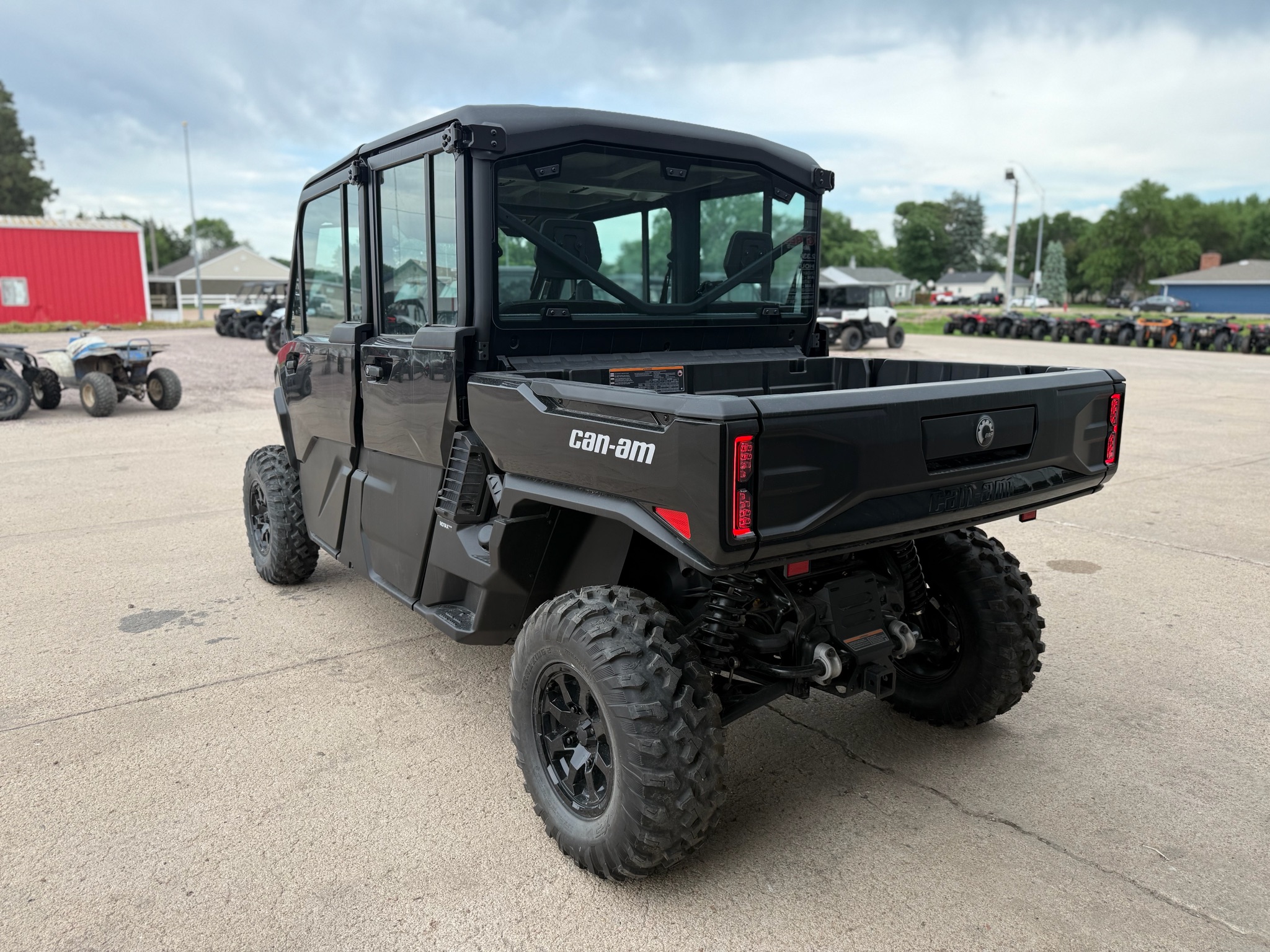 2026 Can-Am™ Defender MAX XT CAB HD11 5