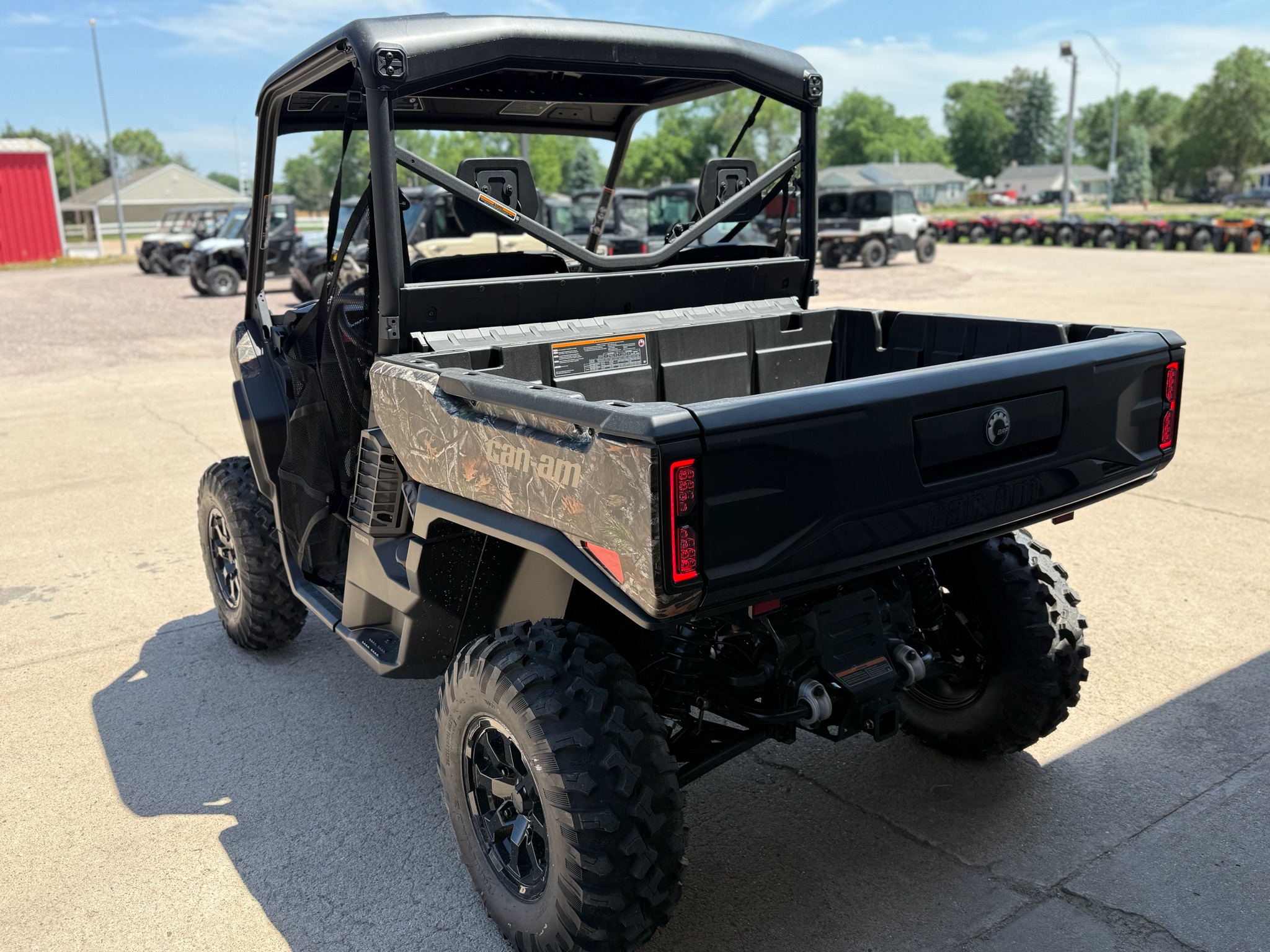 2026 Can-Am™ Defender XT HD11 5