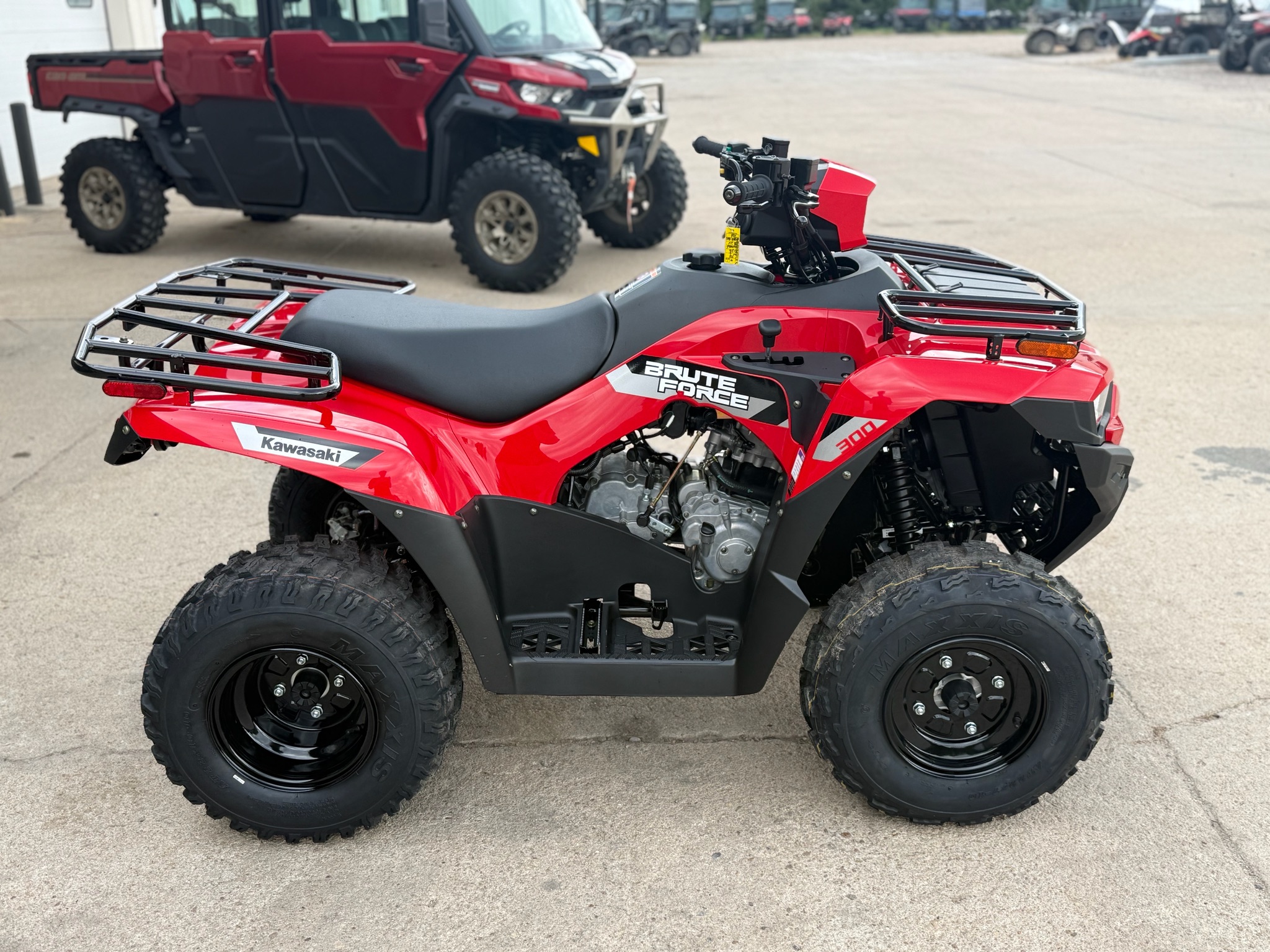 2026 Kawasaki Brute Force® 300 8
