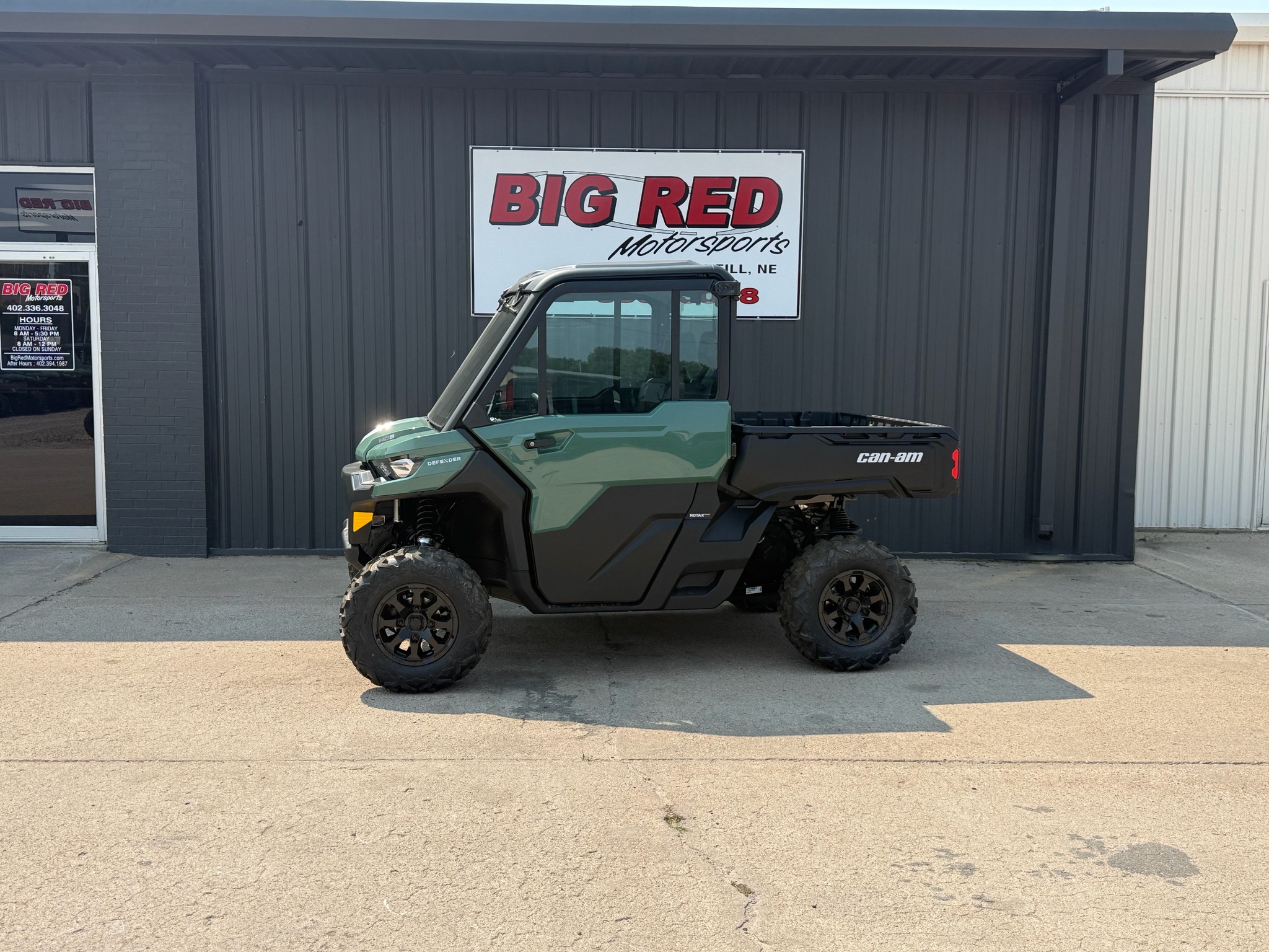 2026 Can-Am™ Defender DPS CAB 1