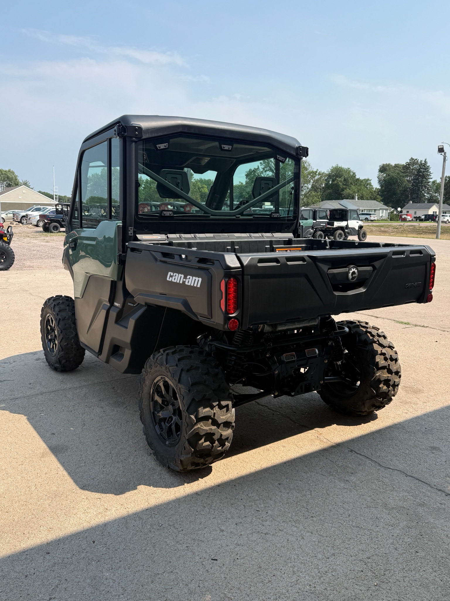 2026 Can-Am™ Defender DPS CAB 7