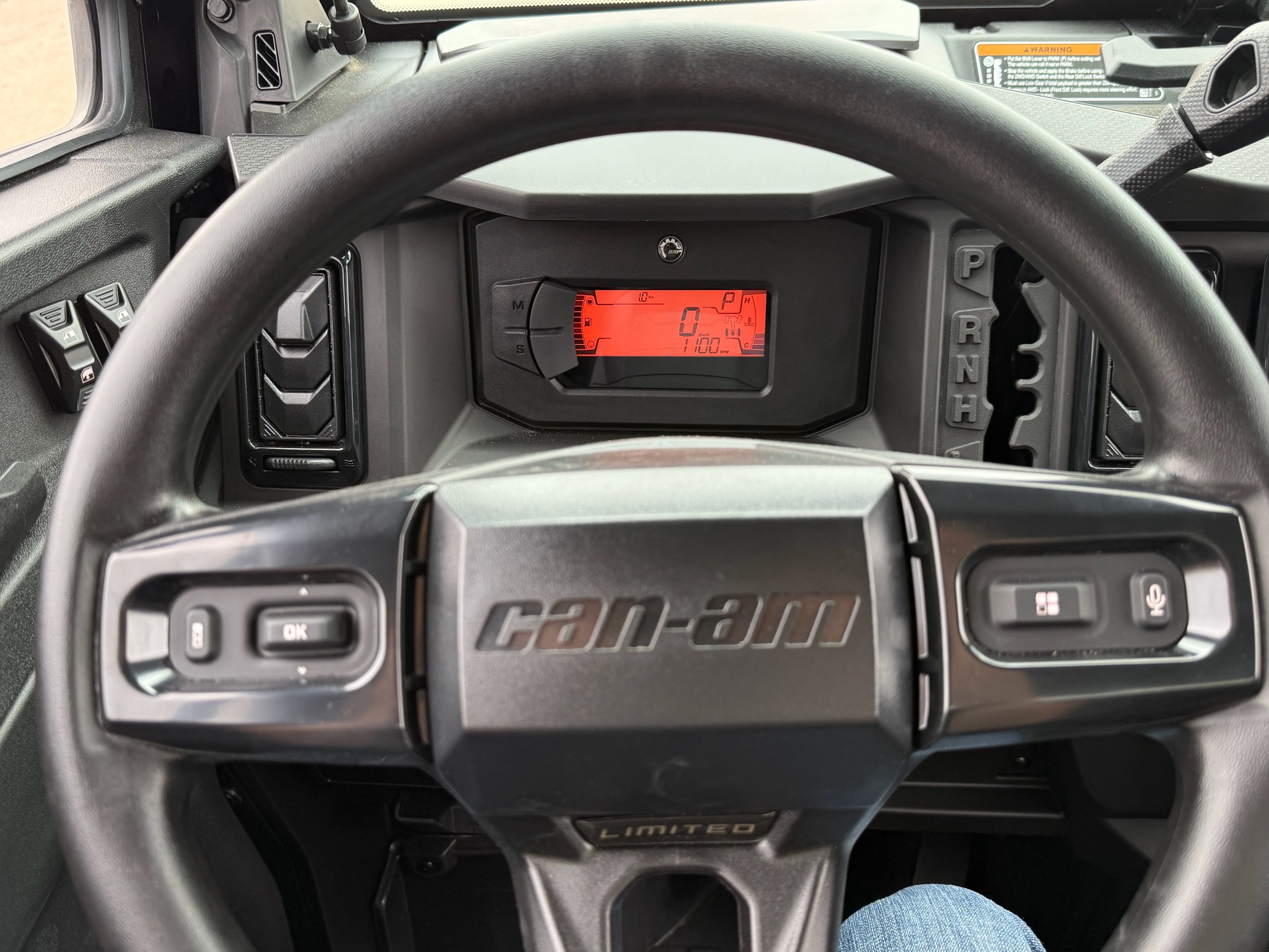 2026 Can-Am™ Defender Limited HD11 11
