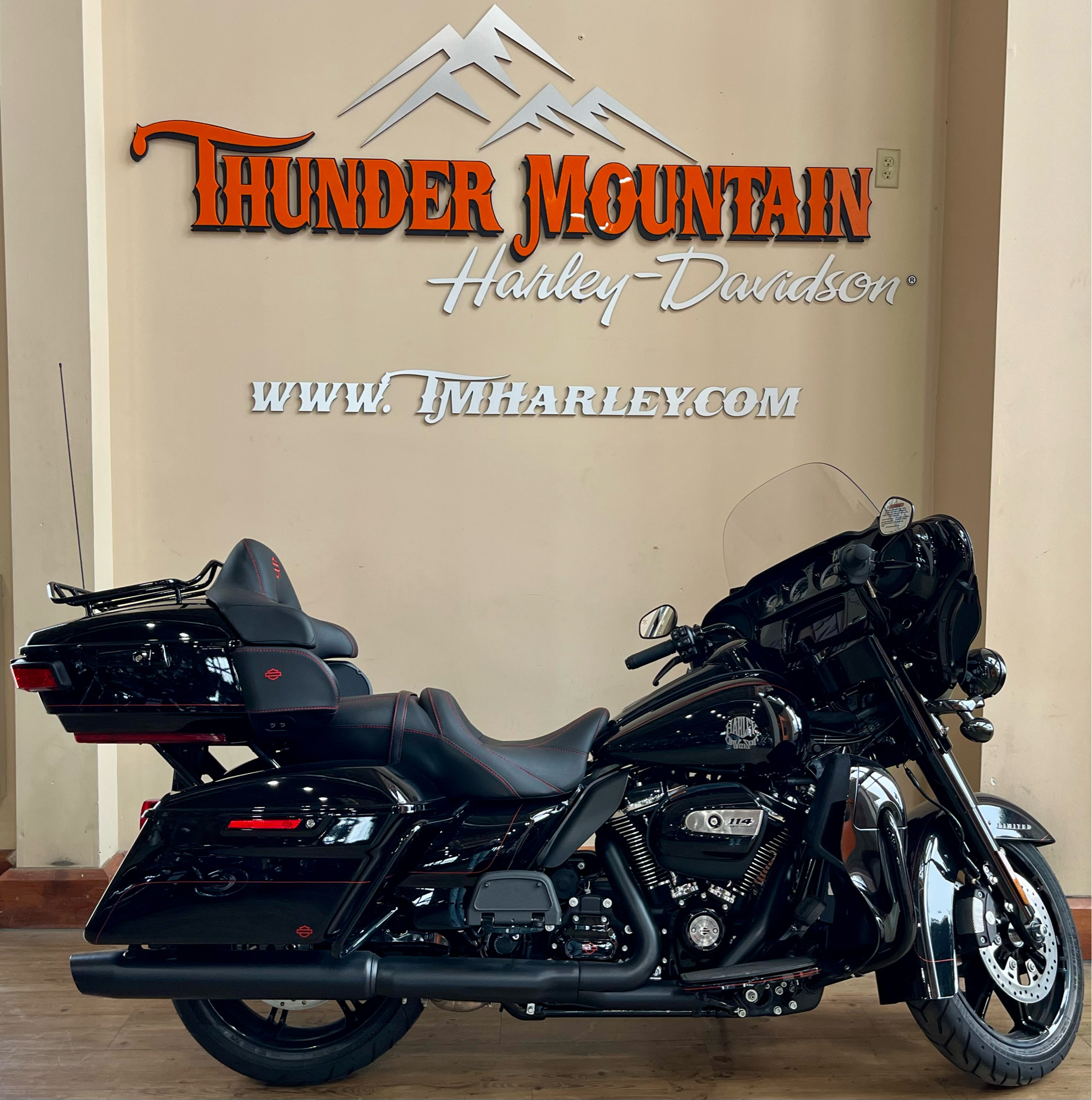2023 Harley-Davidson Ultra Limited in Loveland, Colorado - Photo 1