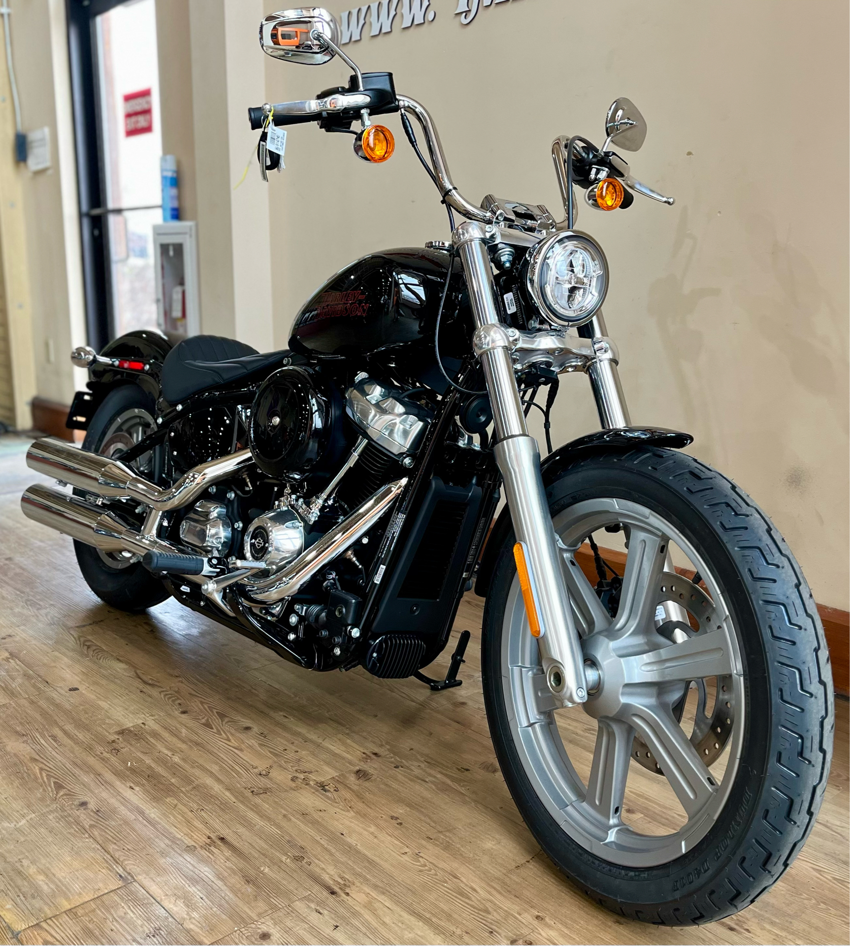 2023 Harley-Davidson Softail® Standard in Loveland, Colorado - Photo 2