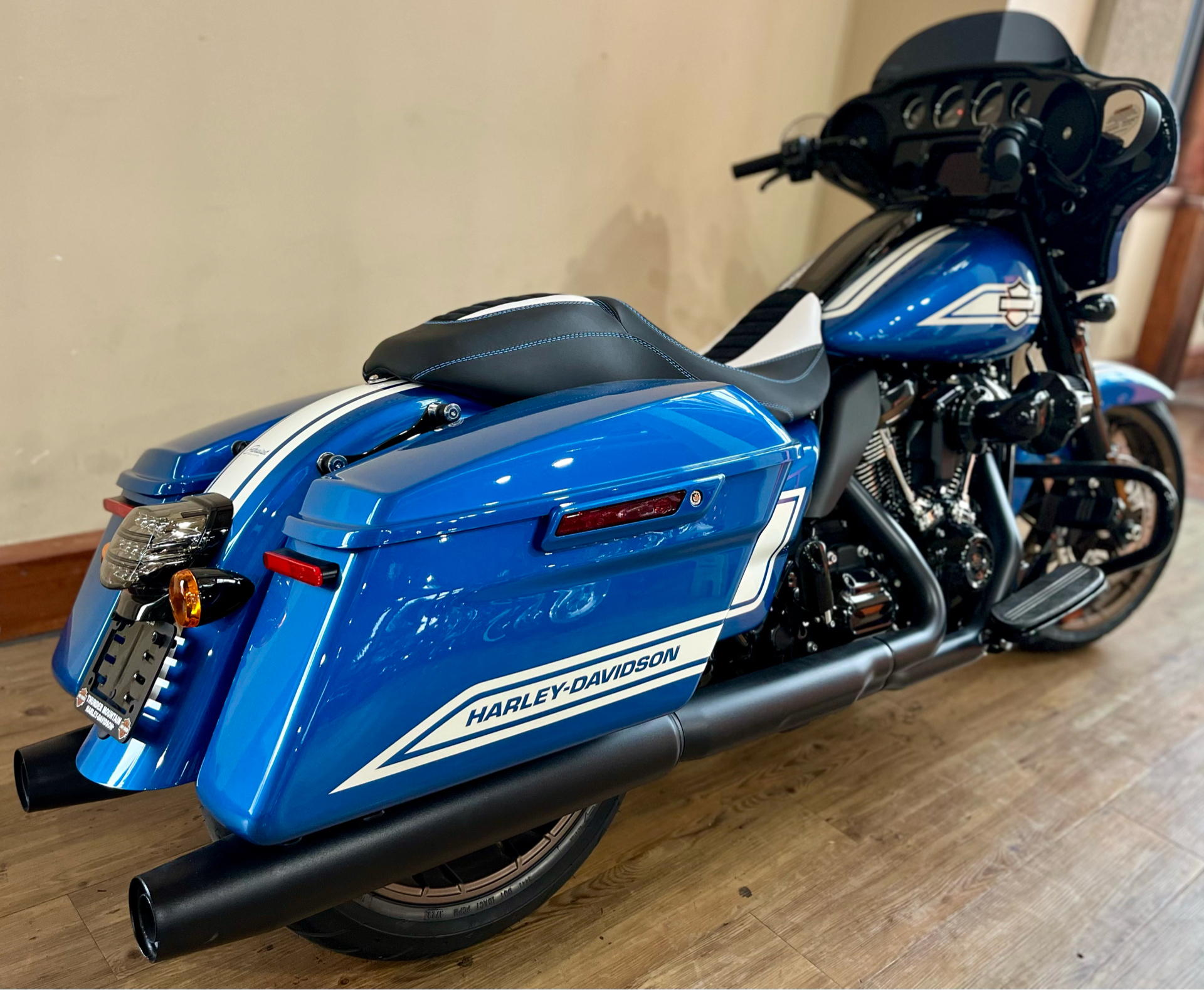 2023 Harley-Davidson Road Glide® ST in Loveland, Colorado - Photo 3