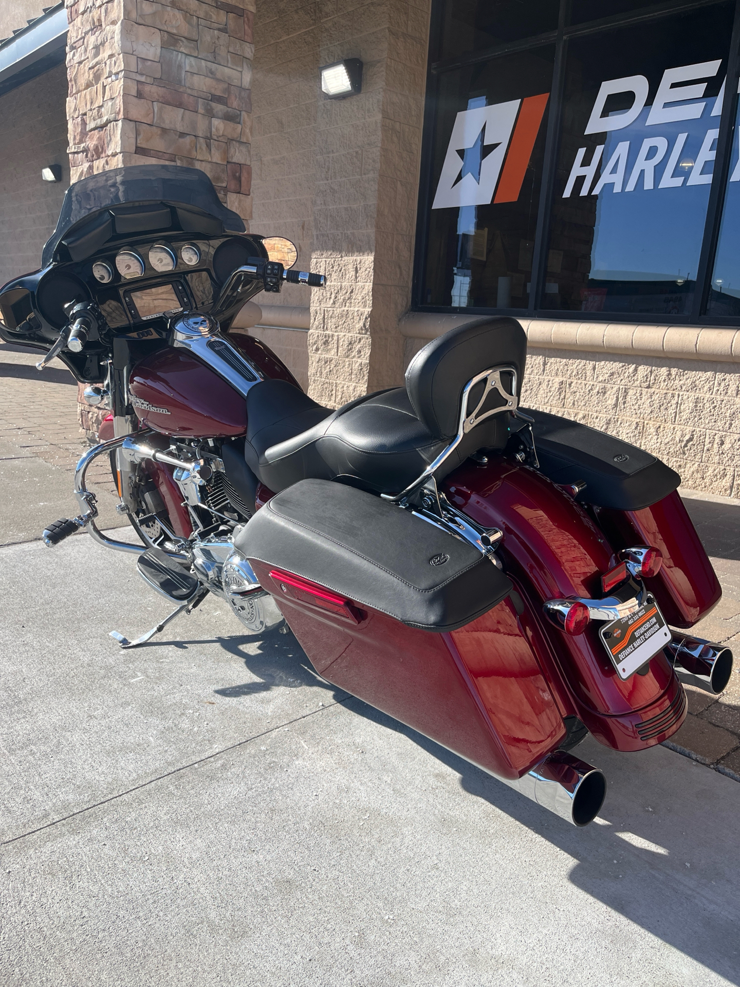 2017 Harley-Davidson Street Glide® Special in Omaha, Nebraska - Photo 4