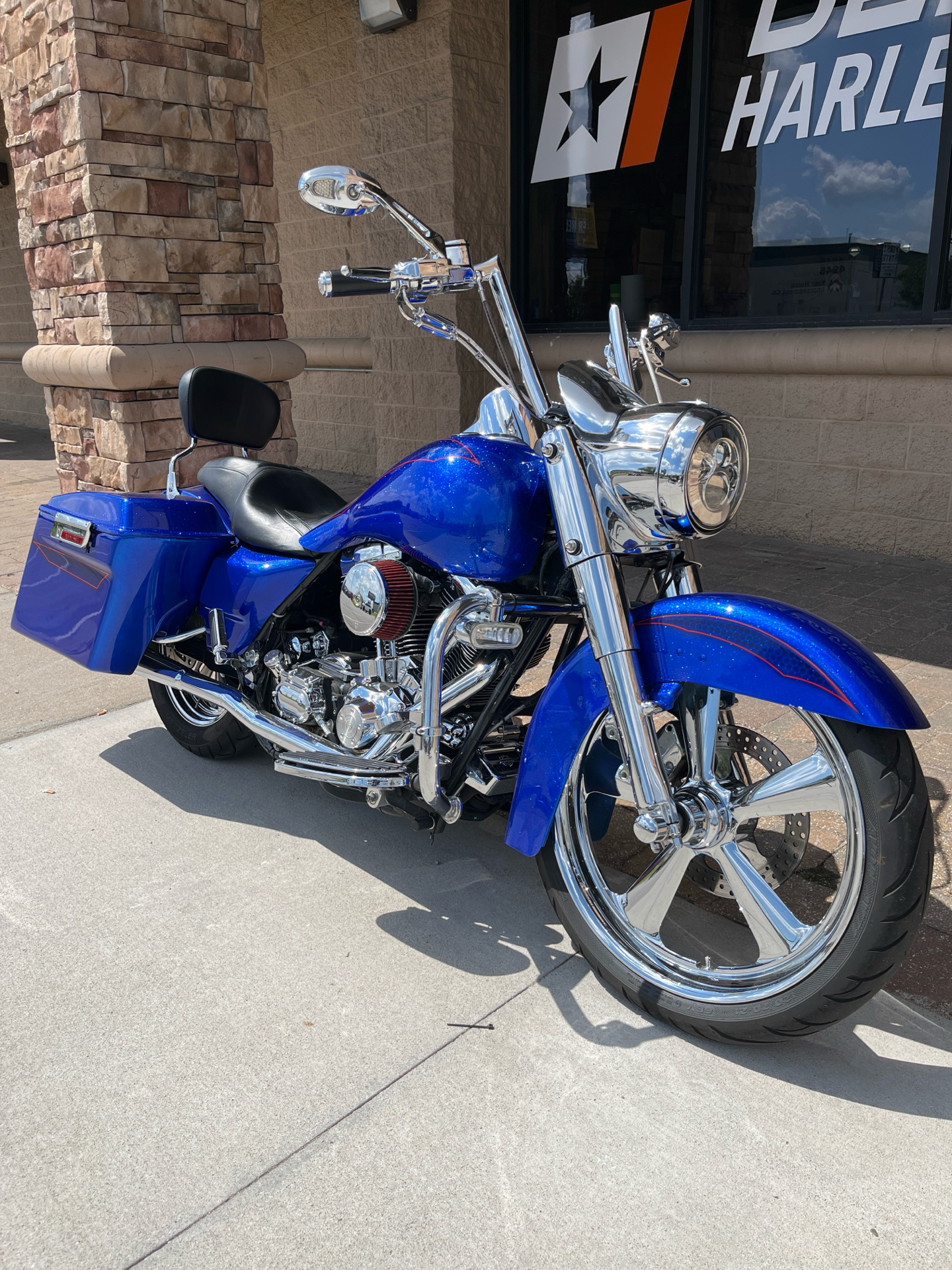 2005 Harley-Davidson FLHRS/FLHRSI Road King® Custom in Omaha, Nebraska - Photo 2
