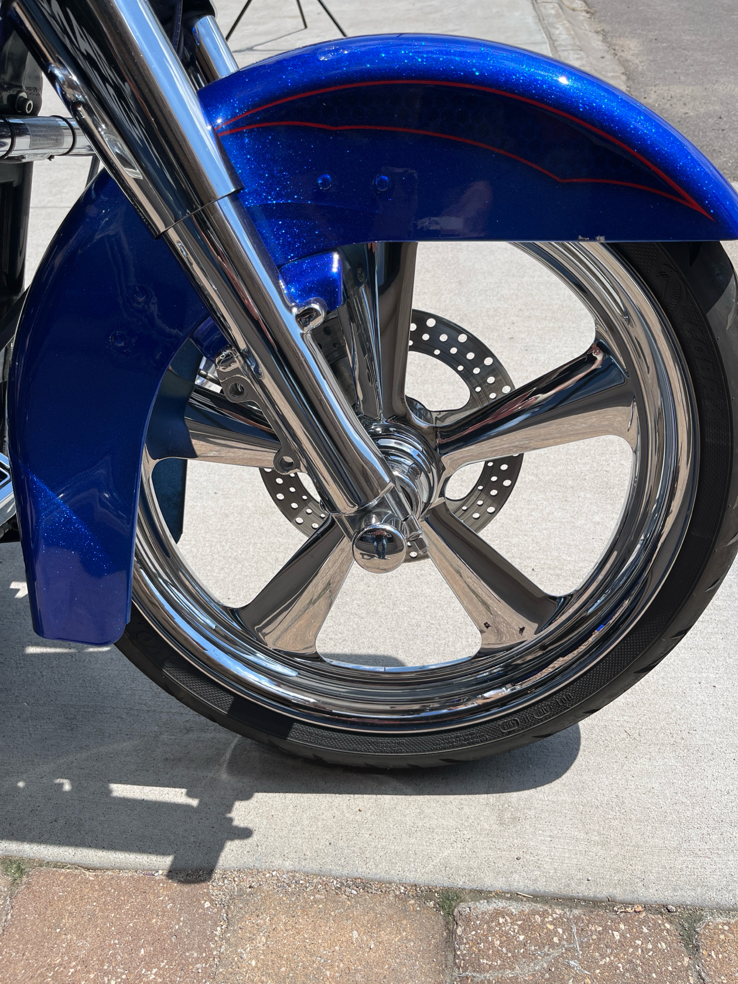 2005 Harley-Davidson FLHRS/FLHRSI Road King® Custom in Omaha, Nebraska - Photo 12