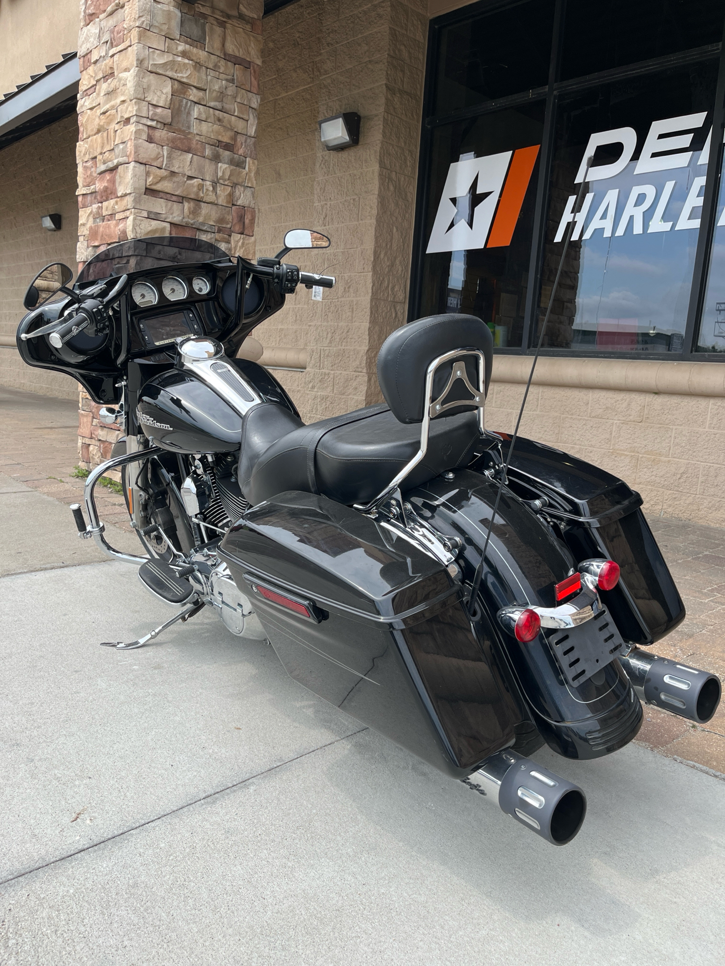 2015 Harley-Davidson Street Glide® Special in Omaha, Nebraska - Photo 4