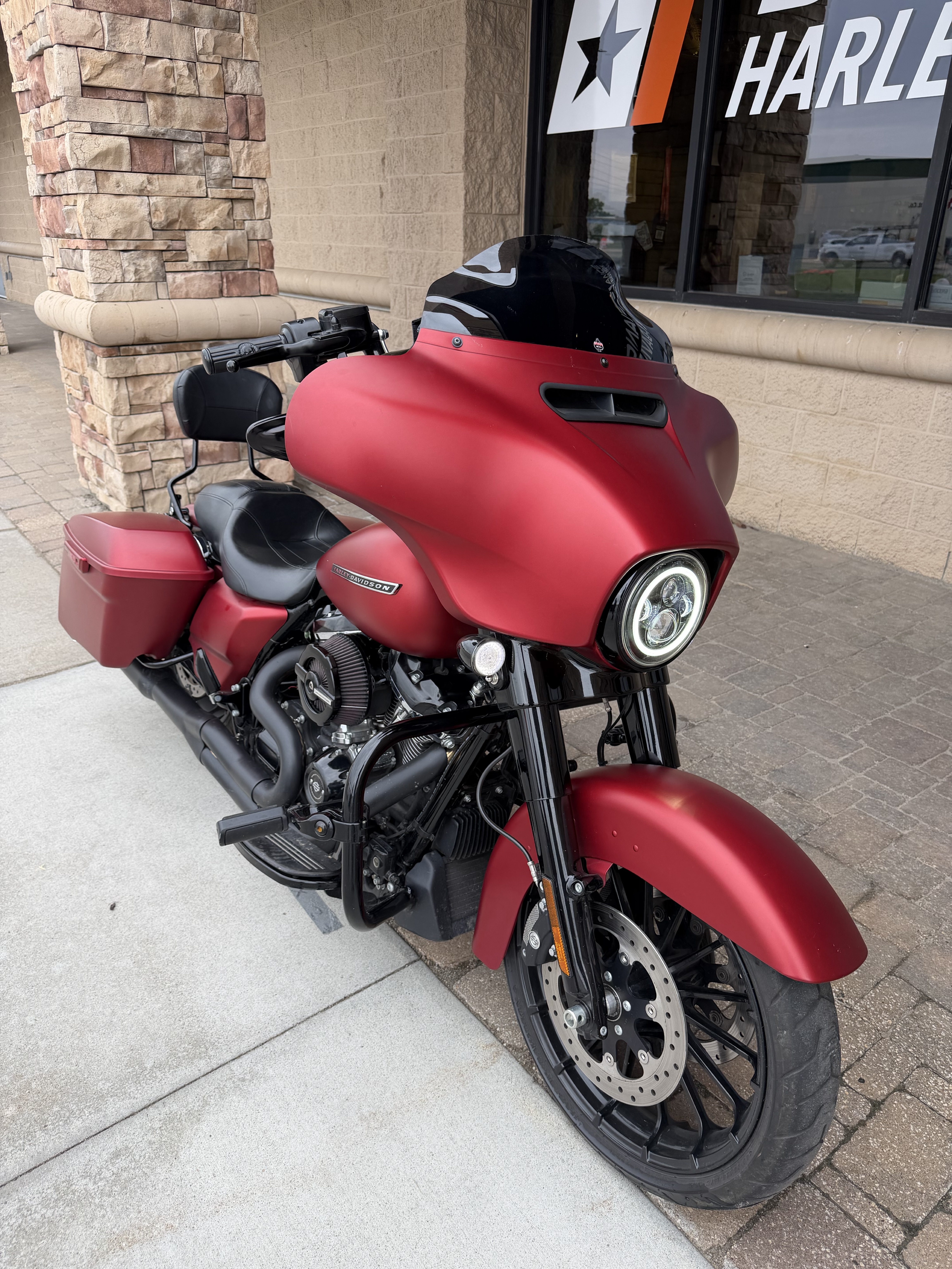 2019 Harley-Davidson Street Glide® Special in Omaha, Nebraska - Photo 2