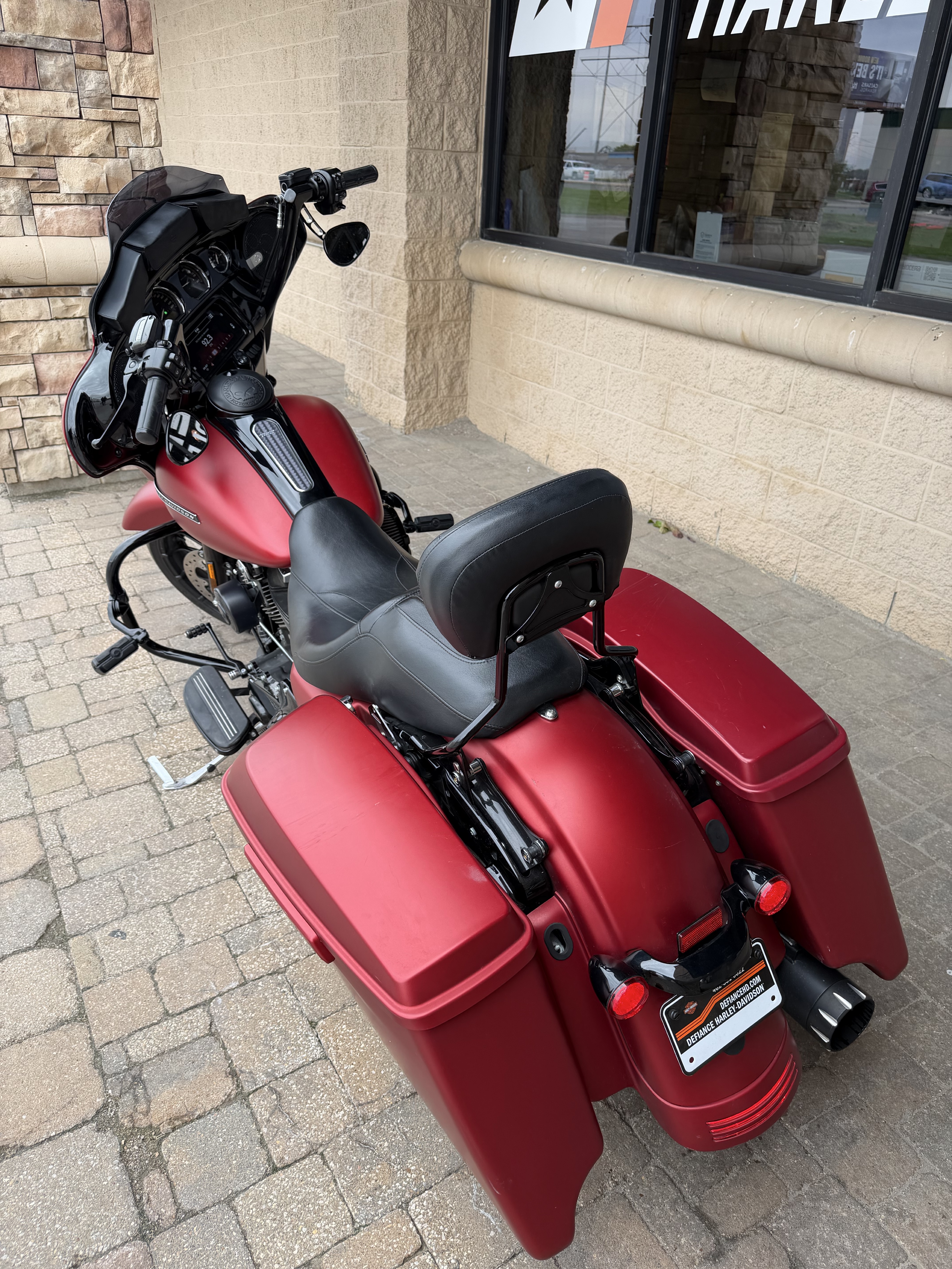 2019 Harley-Davidson Street Glide® Special in Omaha, Nebraska - Photo 6