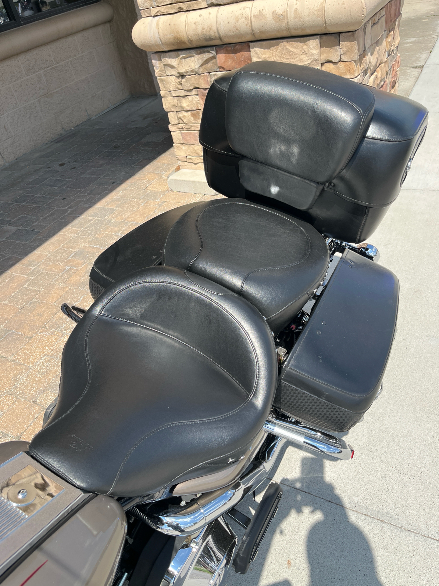2005 Harley-Davidson FLHRCI Road King® Classic in Omaha, Nebraska - Photo 11
