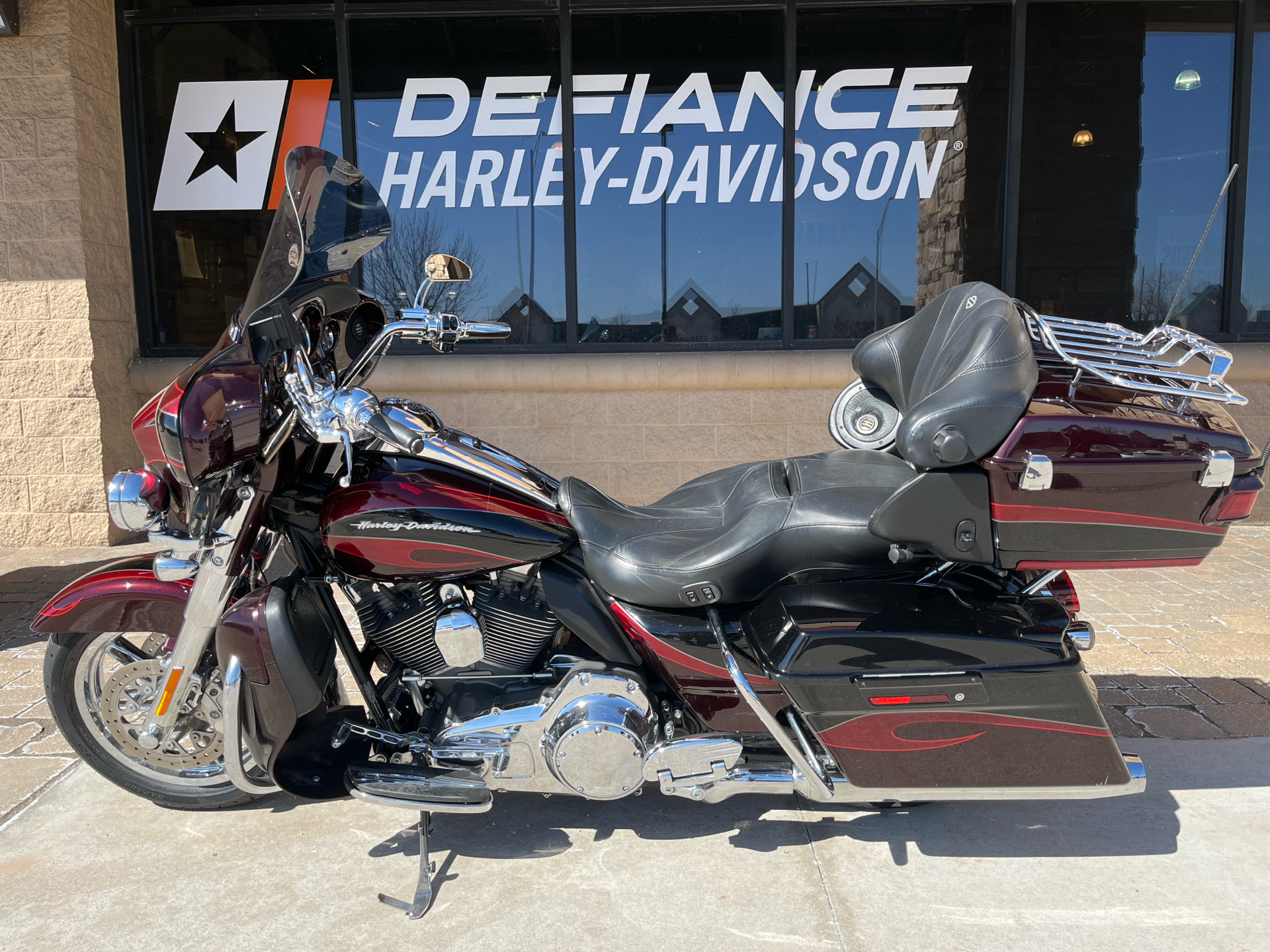 2013 Harley-Davidson CVO™ Ultra Classic® Electra Glide® in Omaha, Nebraska - Photo 3