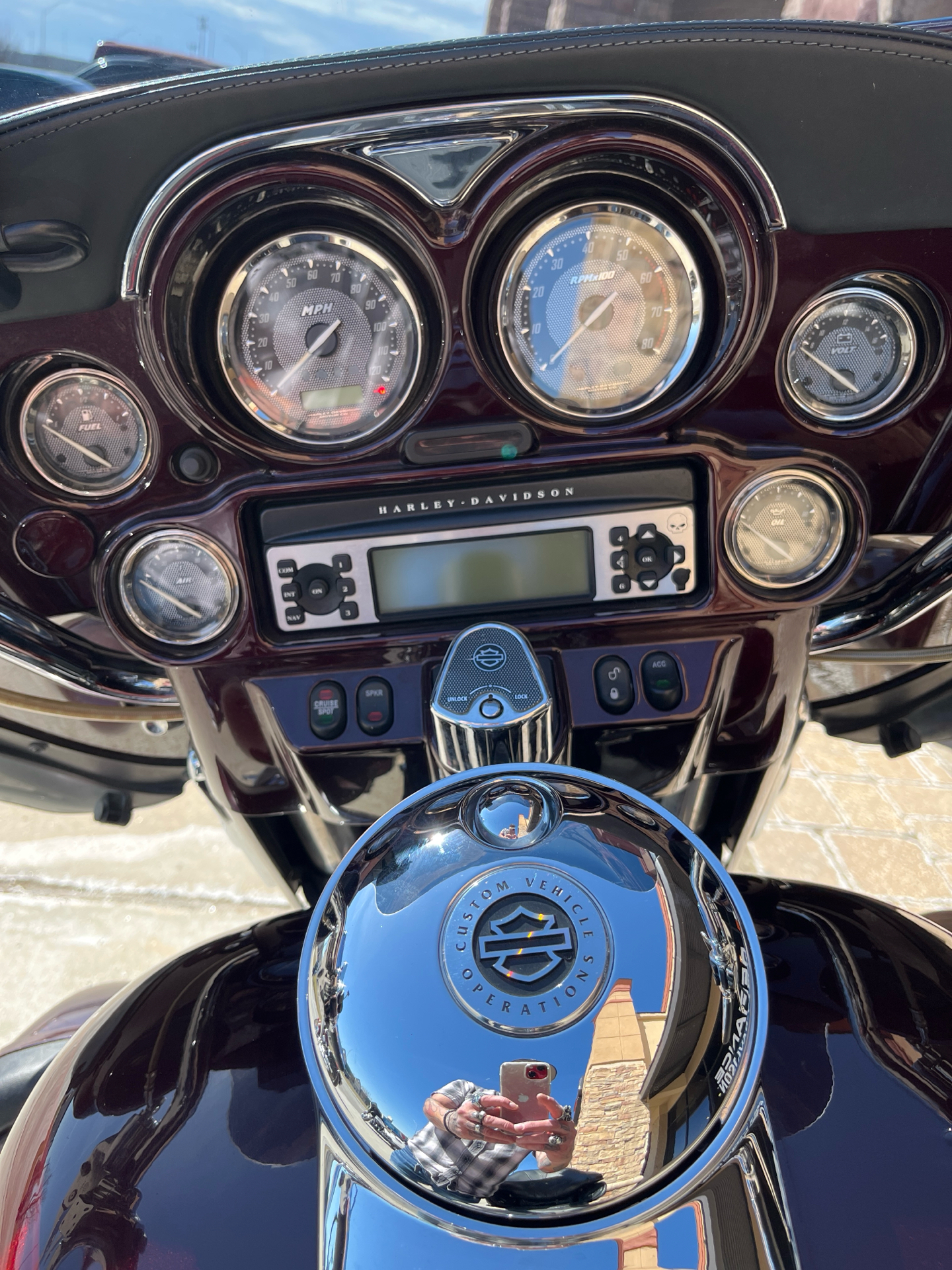 2013 Harley-Davidson CVO™ Ultra Classic® Electra Glide® in Omaha, Nebraska - Photo 11