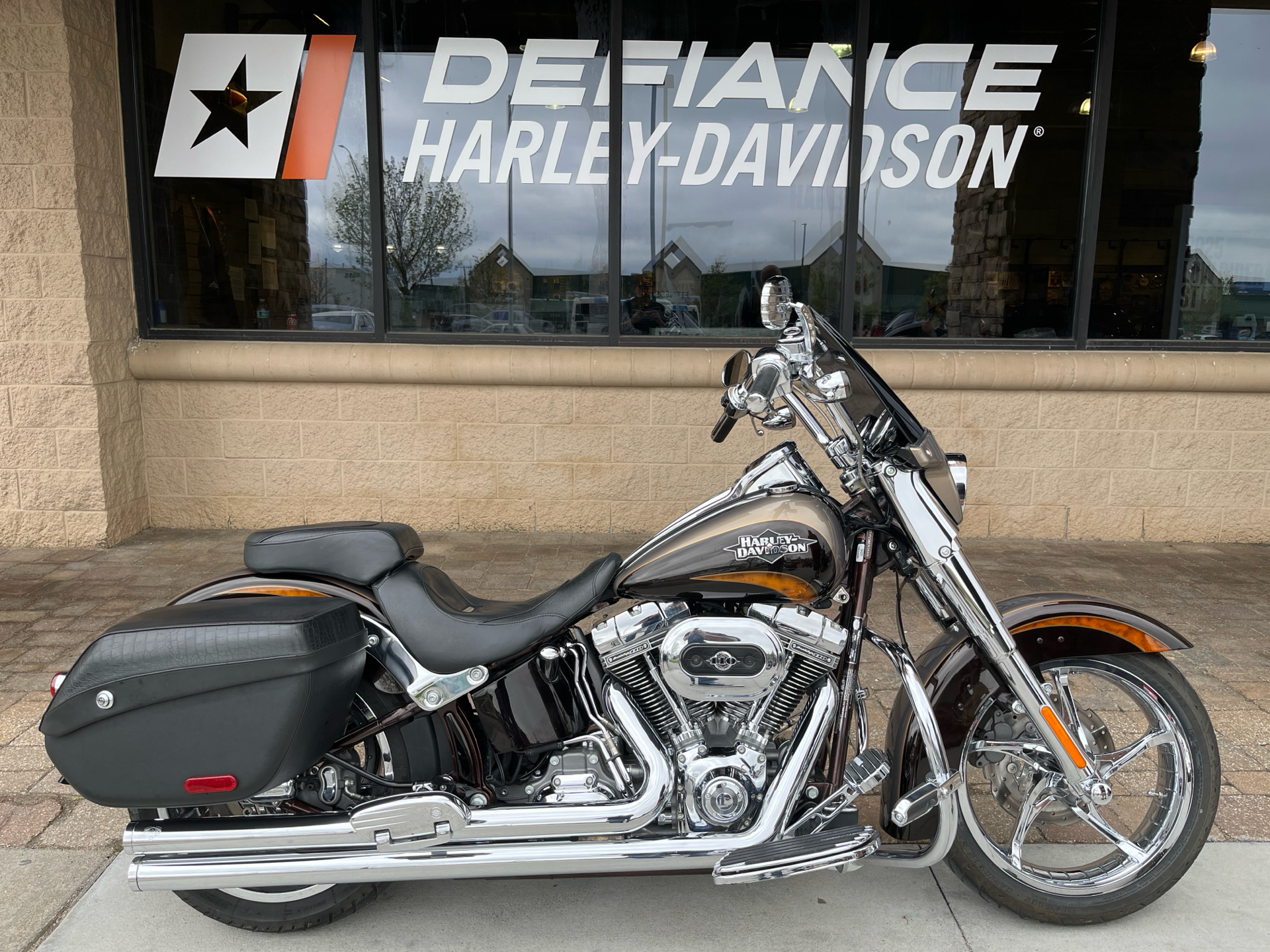 2011 Harley-Davidson CVO™ Softail® Convertible in Omaha, Nebraska - Photo 1