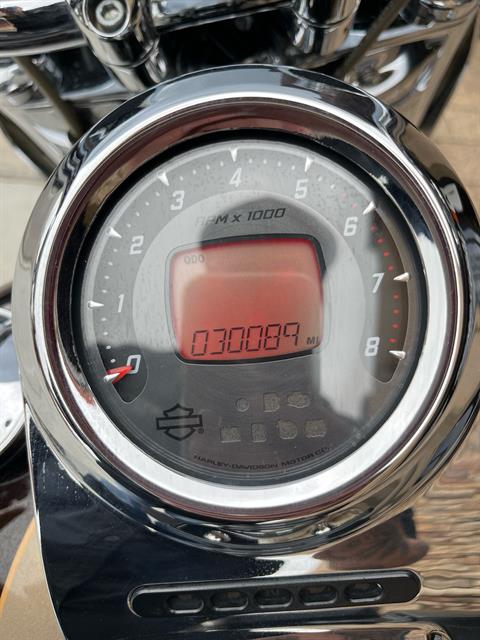 2011 Harley-Davidson CVO™ Softail® Convertible in Omaha, Nebraska - Photo 5