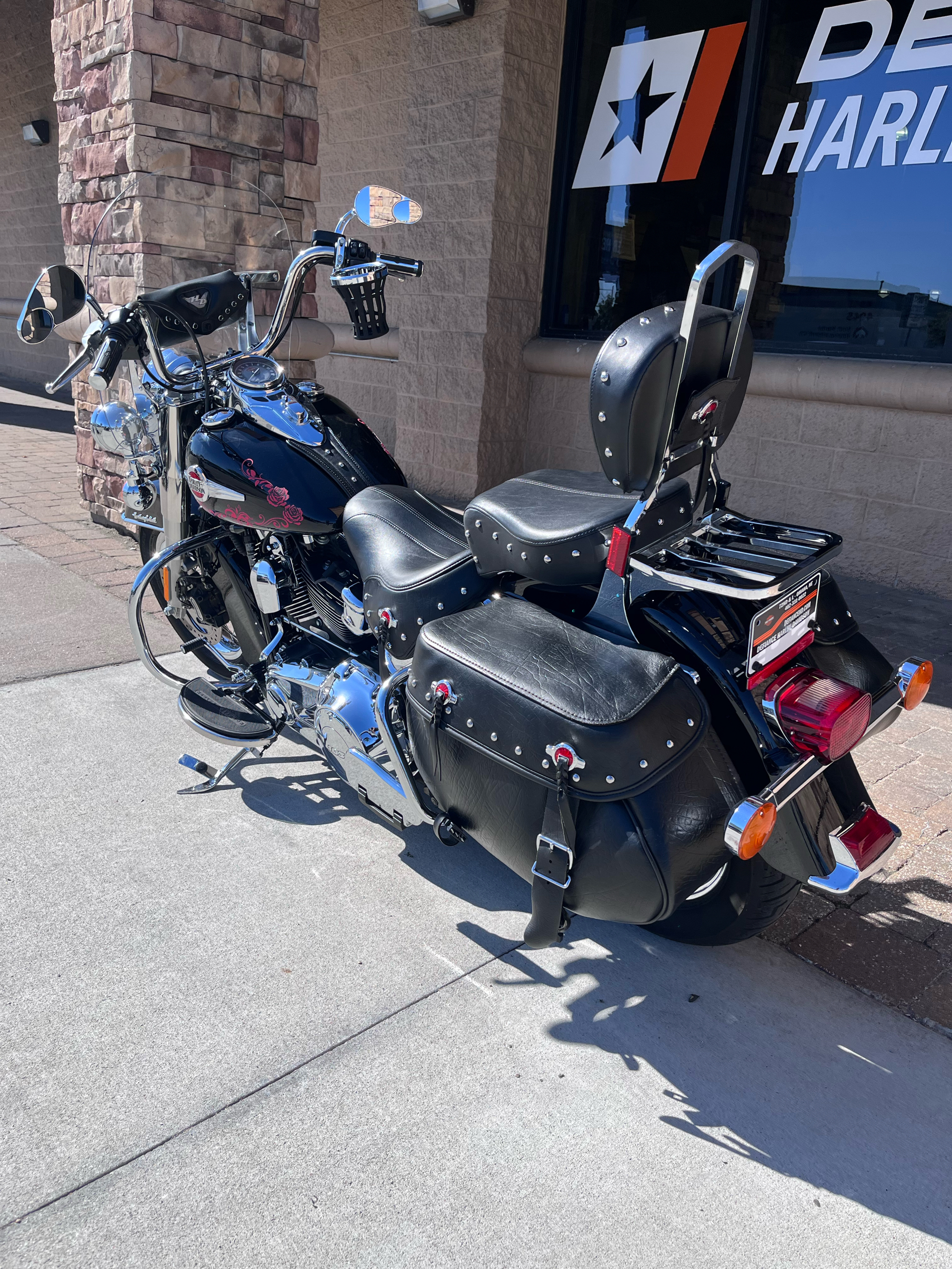 2017 Harley-Davidson Heritage Softail® Classic in Omaha, Nebraska - Photo 4