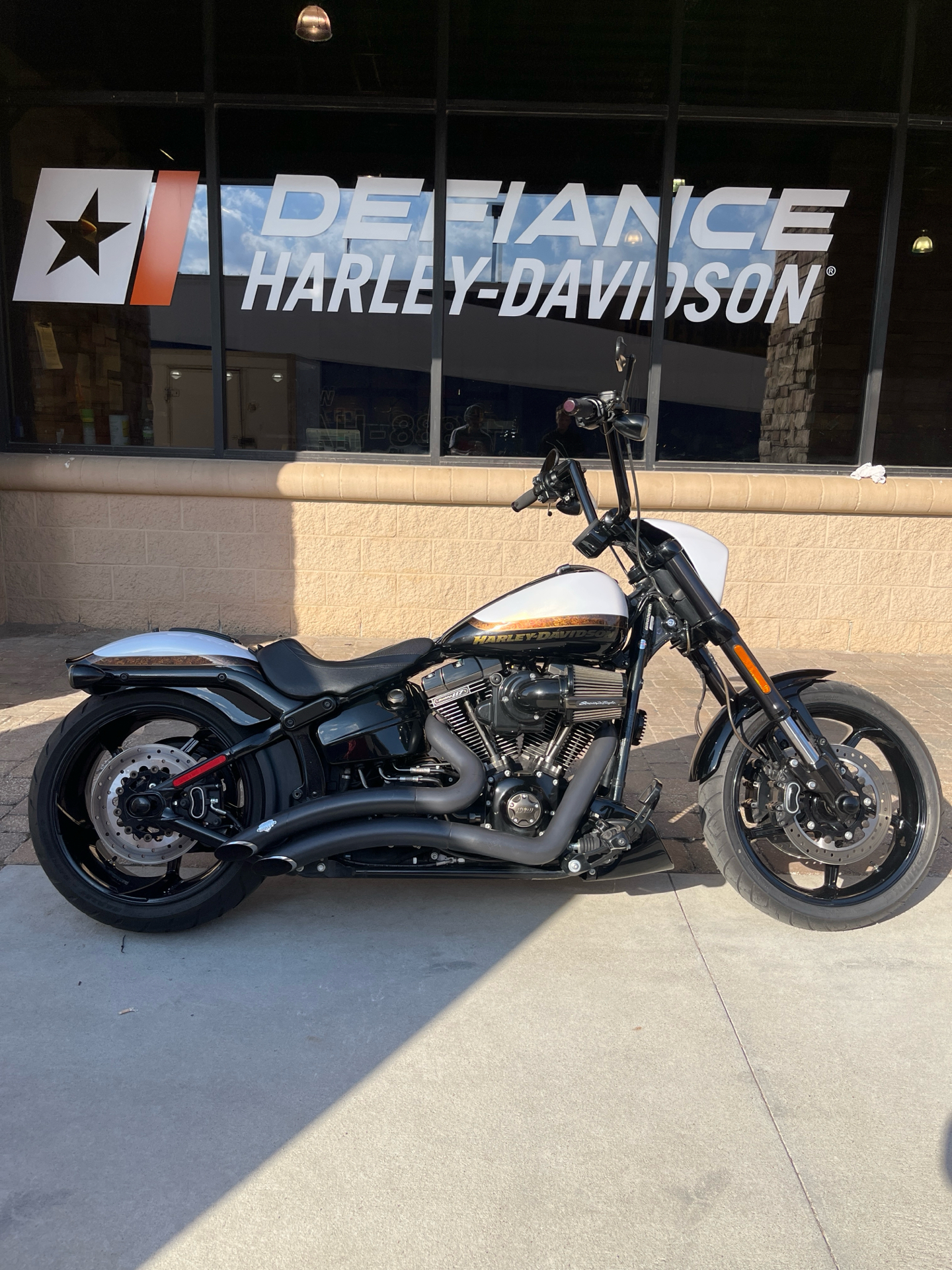 2016 Harley-Davidson CVO™ Pro Street Breakout® in Omaha, Nebraska - Photo 1